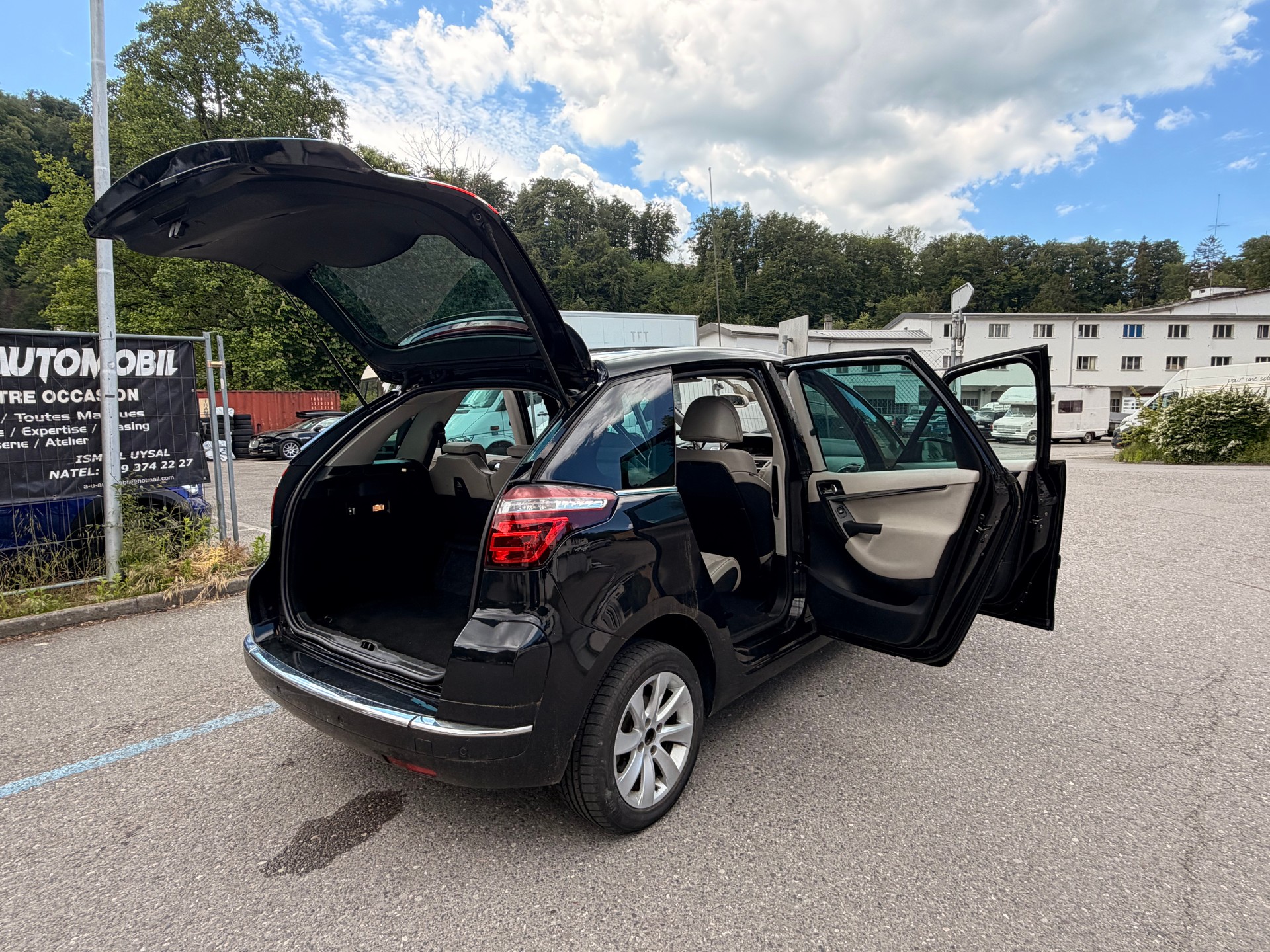 CITROEN C4 Picasso 1.6i 16V THP Exclusive EGS6-image-19