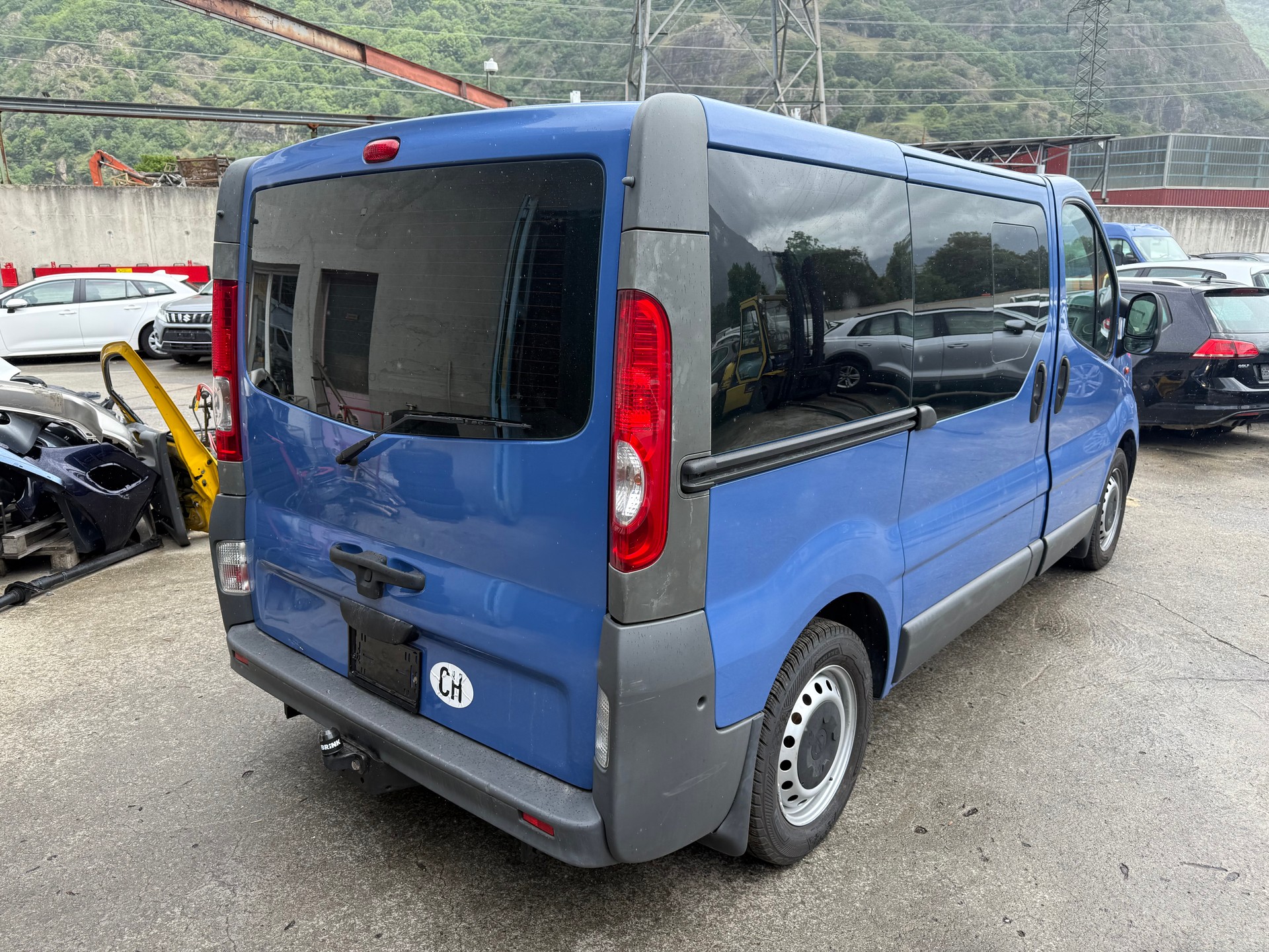 OPEL Vivaro 2.5 CDTI 2.7t L1H1-image-5