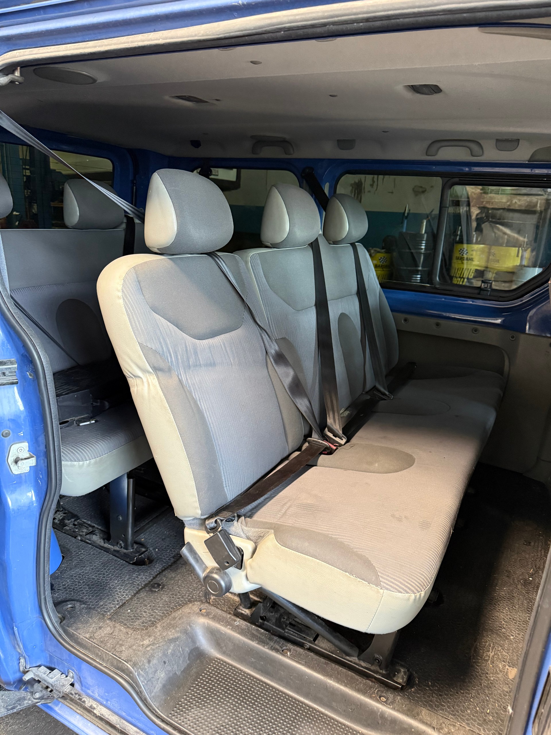 OPEL Vivaro 2.5 CDTI 2.7t L1H1-image-12