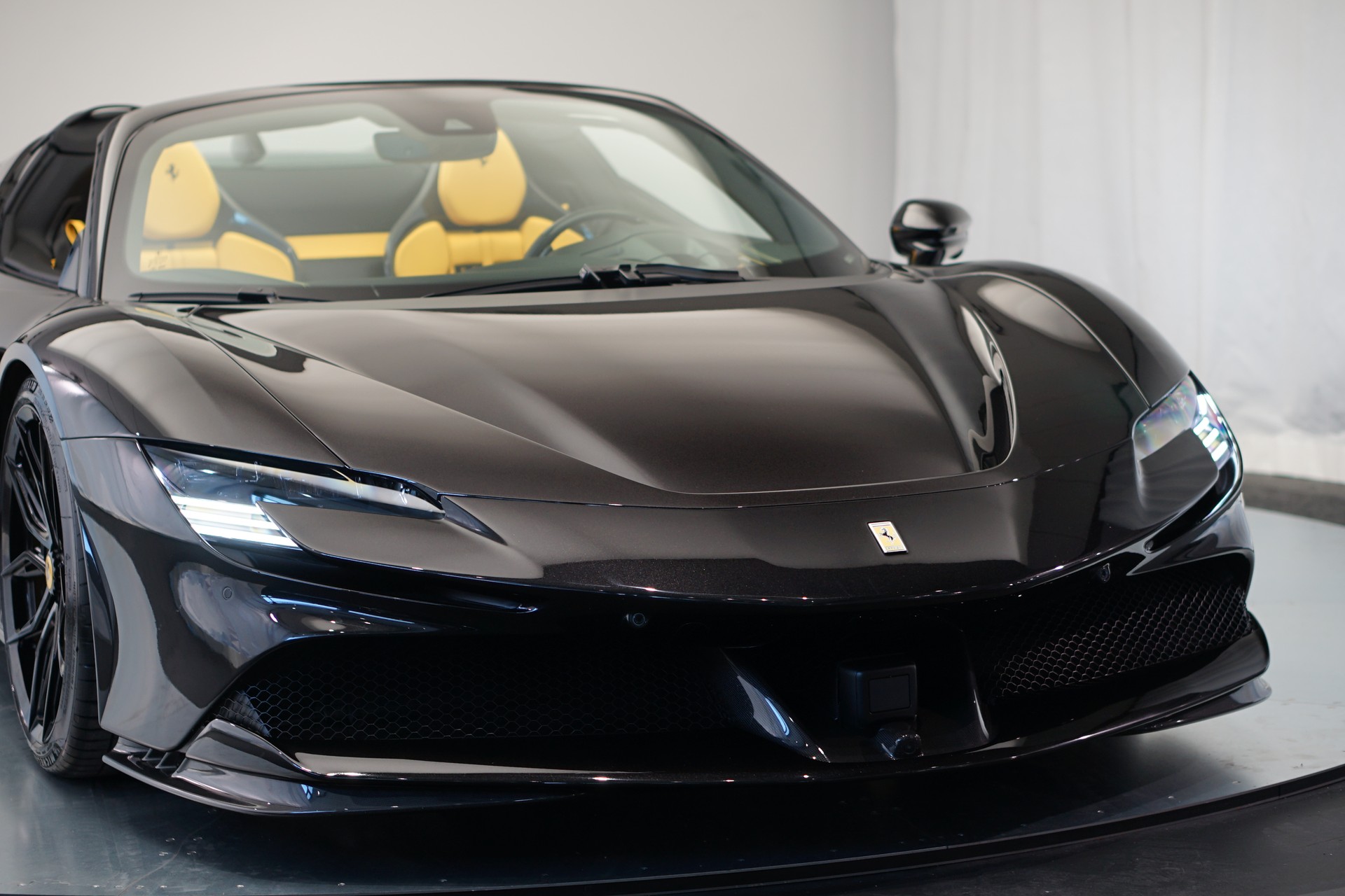 FERRARI SF90 Spider *Novitec* *Daytona* *Carbon* *Nero Daytona*-image-46
