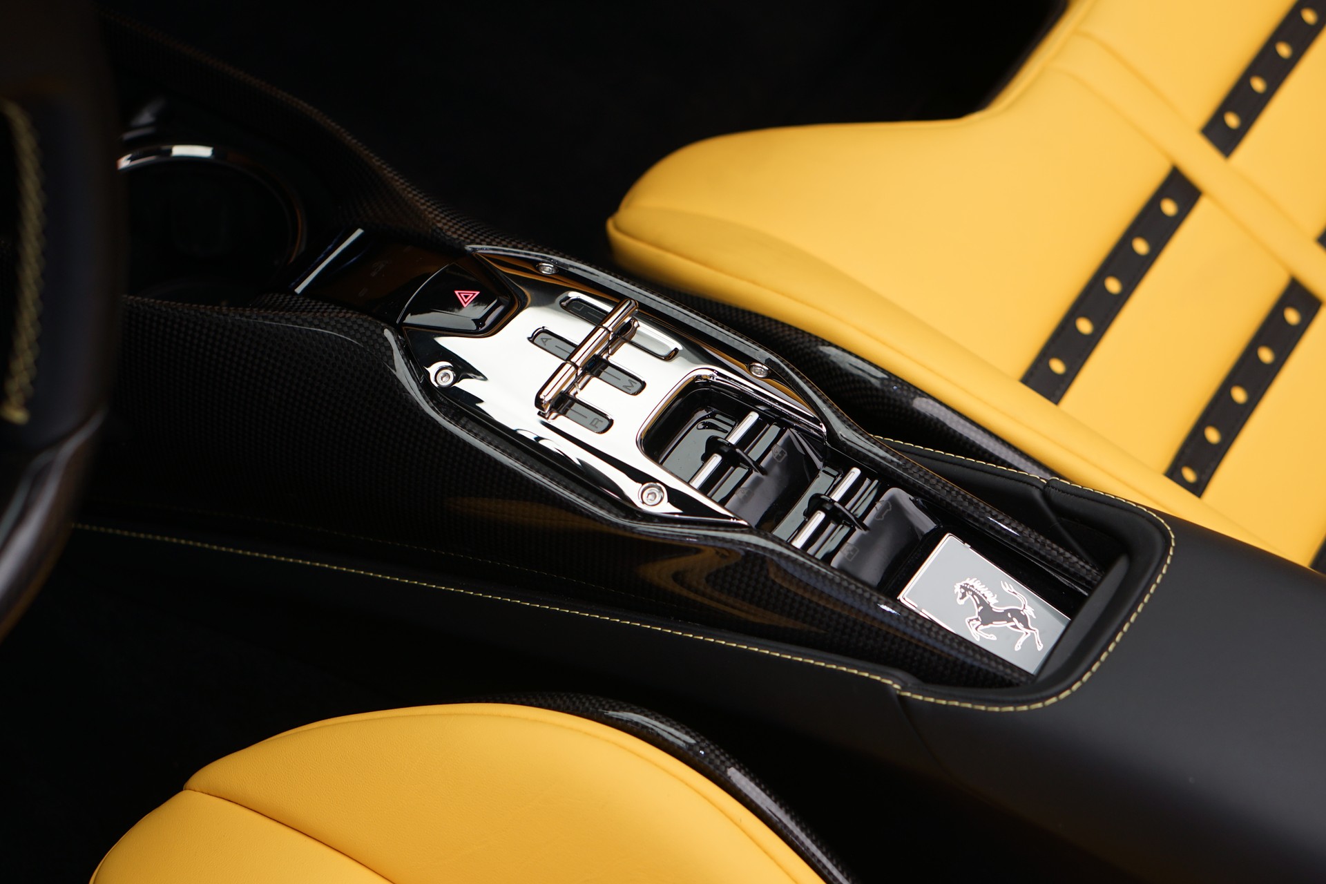 FERRARI SF90 Spider *Novitec* *Daytona* *Carbon* *Nero Daytona*-image-22