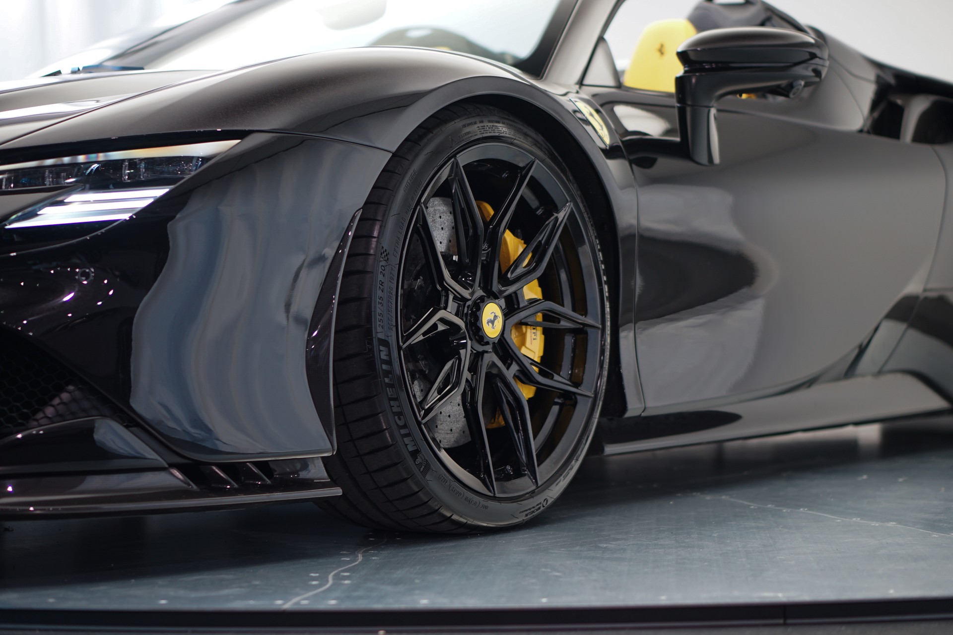 FERRARI SF90 Spider *Novitec* *Daytona* *Carbon* *Nero Daytona*-image-15