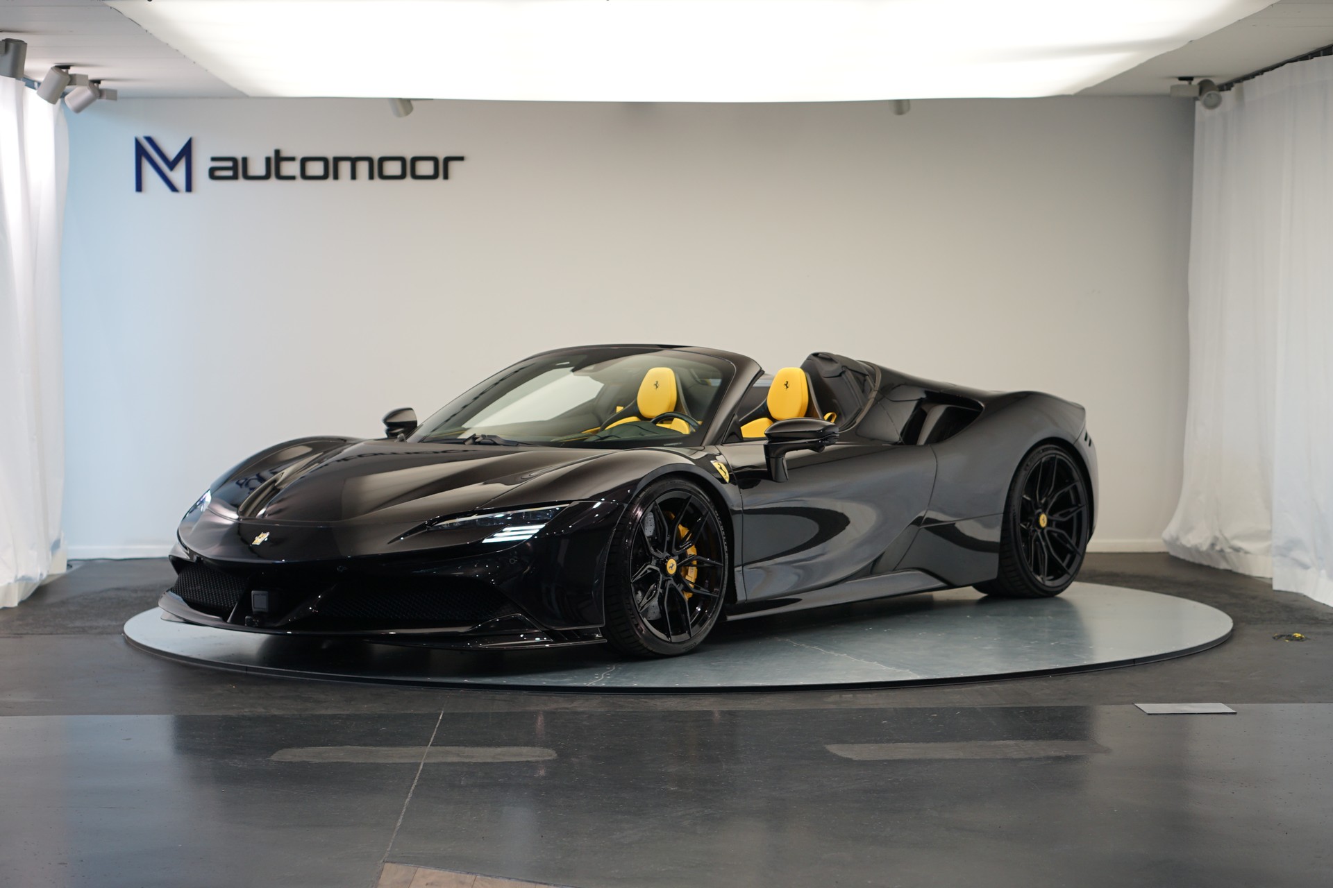 FERRARI SF90 Spider *Novitec* *Daytona* *Carbon* *Nero Daytona*