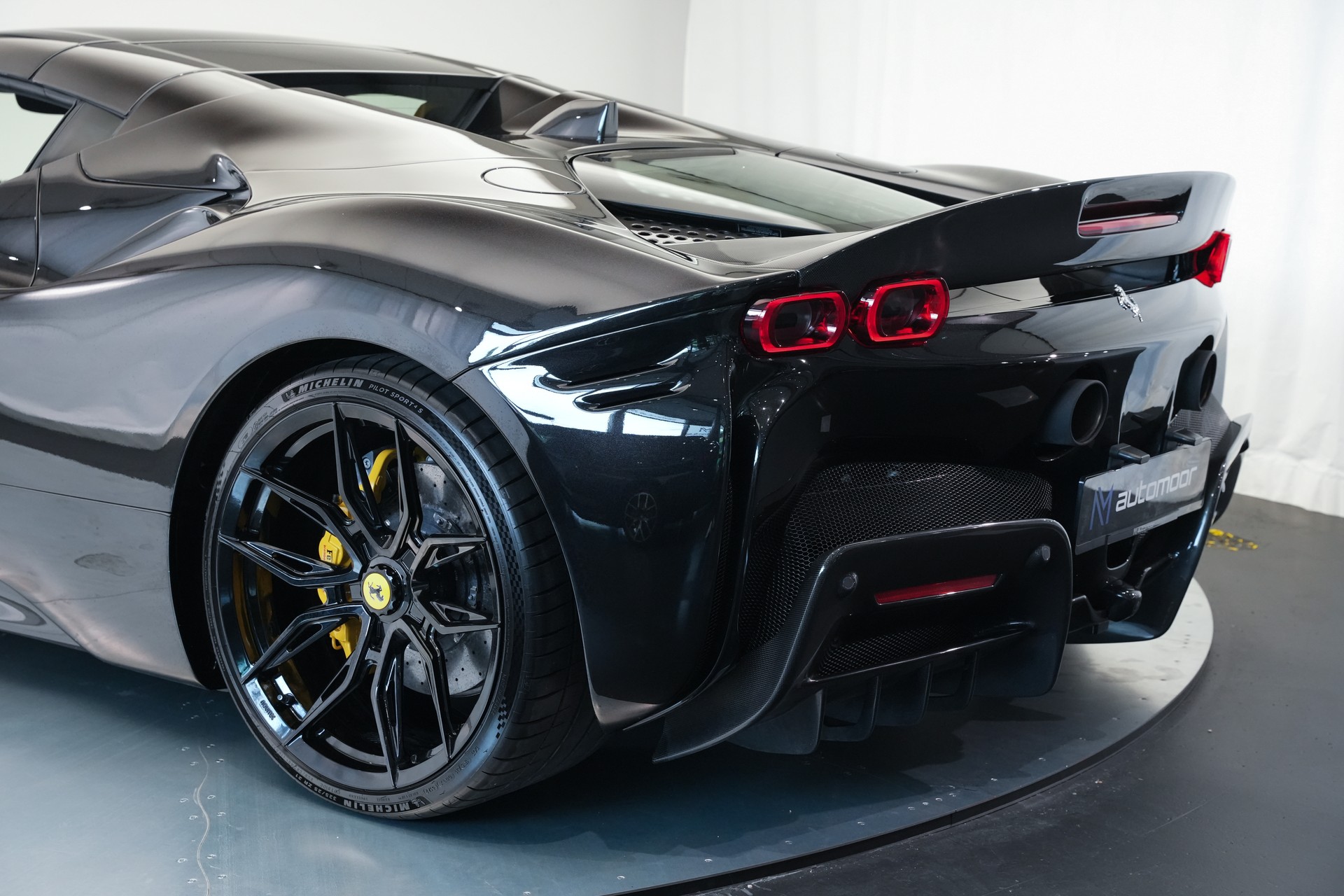 FERRARI SF90 Spider *Novitec* *Daytona* *Carbon* *Nero Daytona*-image-58