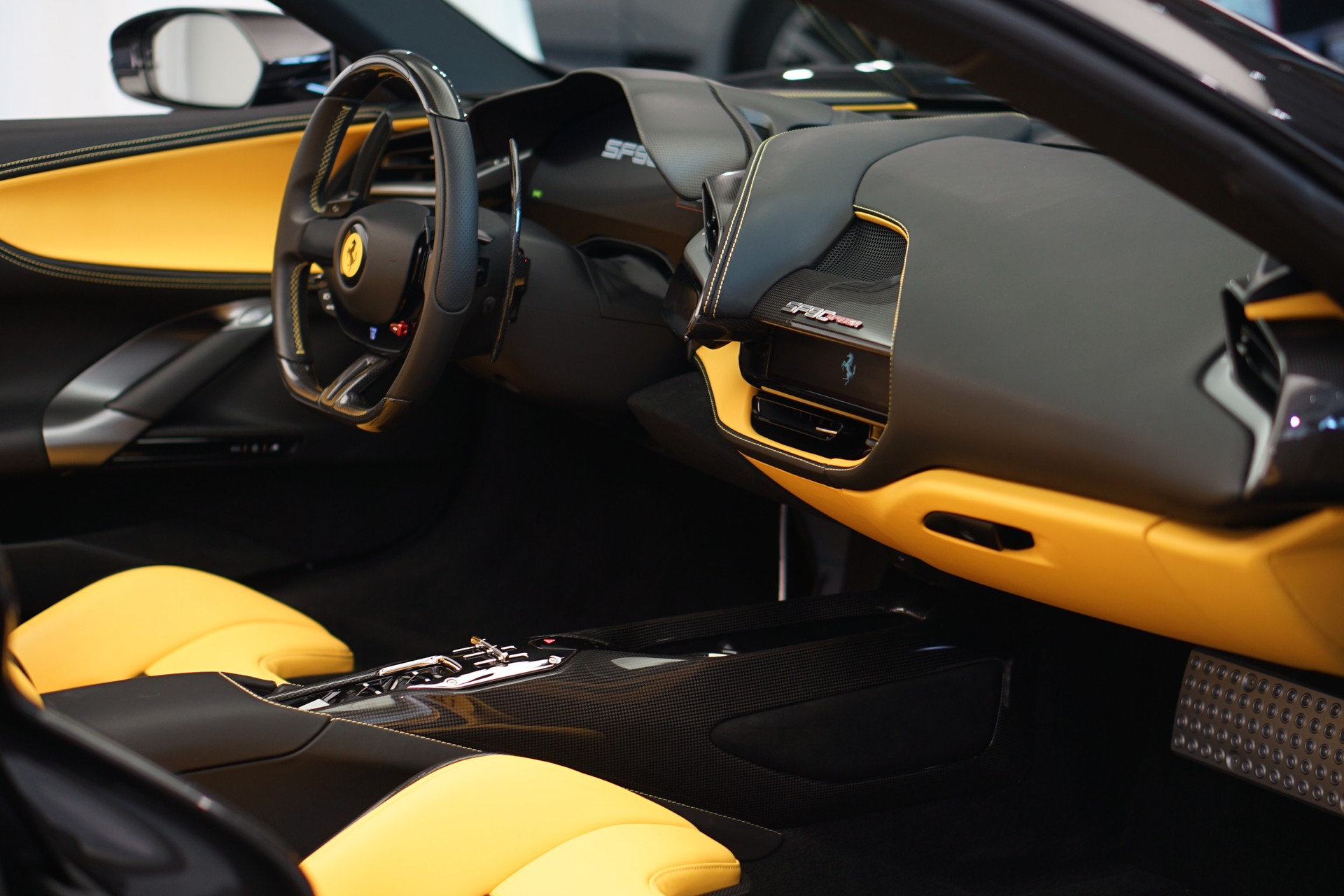 FERRARI SF90 Spider *Novitec* *Daytona* *Carbon* *Nero Daytona*-image-51
