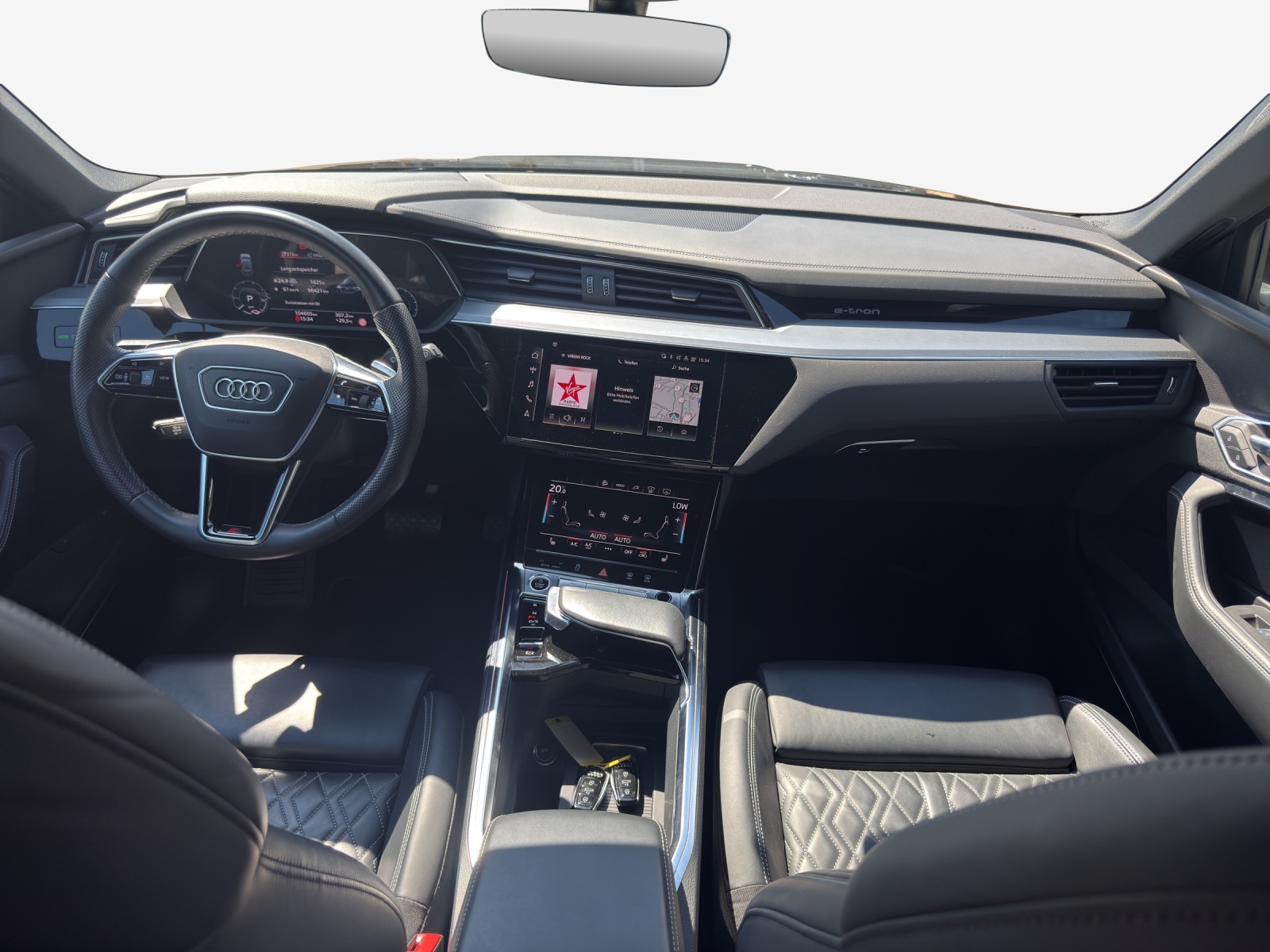 AUDI e-tron 55 S Line Black Edition quattro-image-8