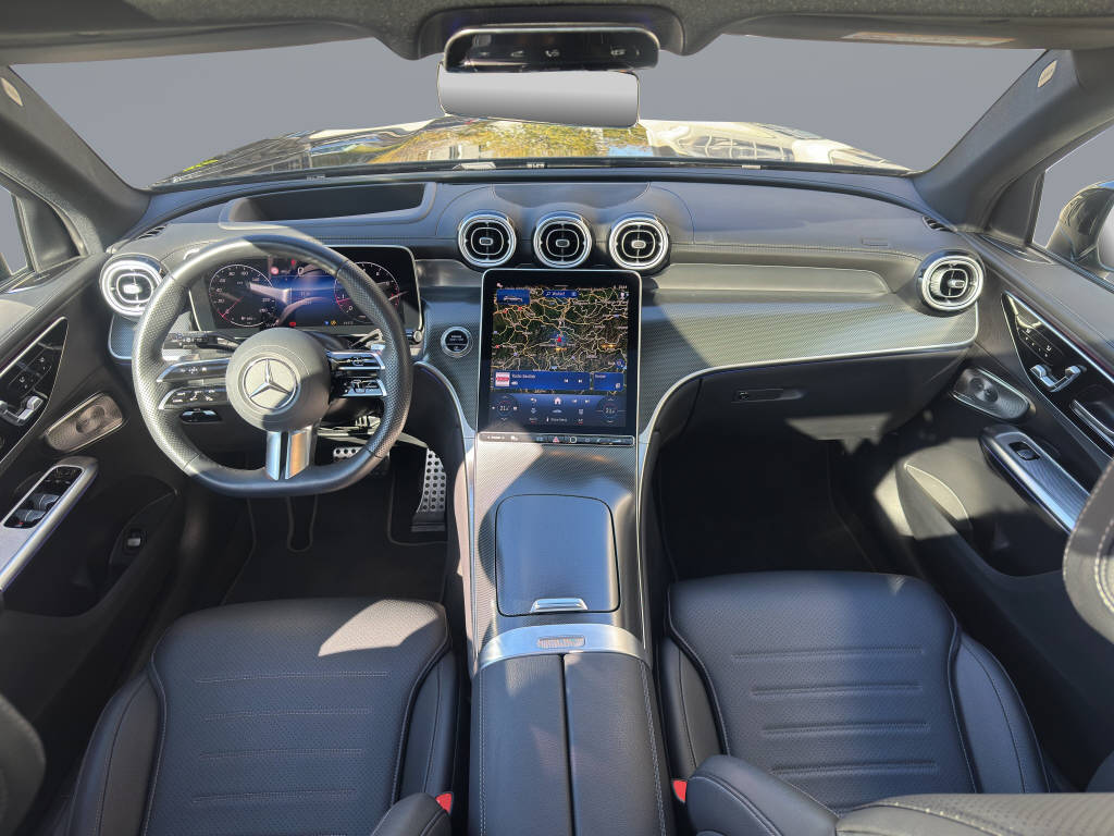 MERCEDES-BENZ GLC 200 AMG Line 4matic-image-8