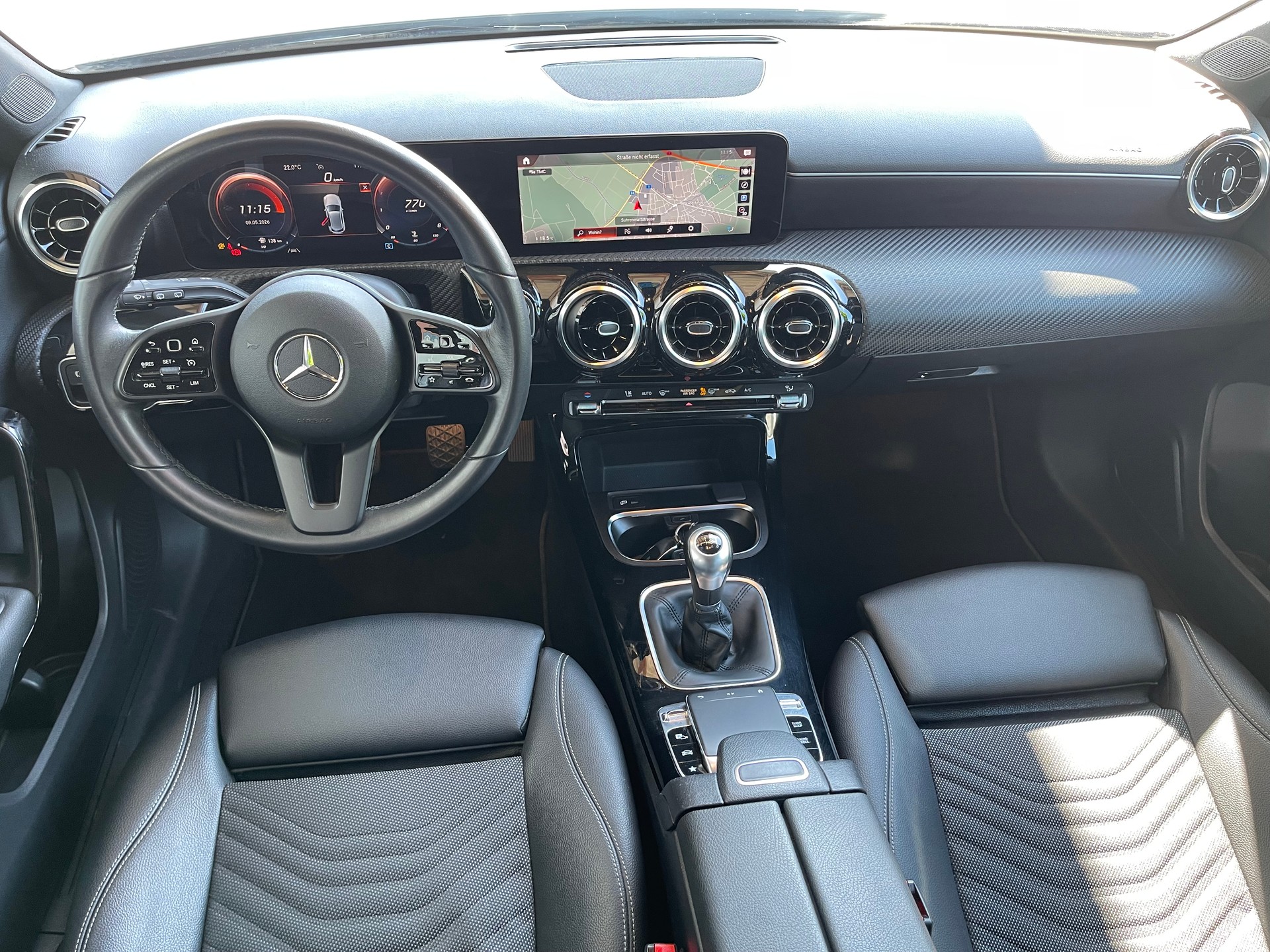 MERCEDES-BENZ A 160 Style-image-10