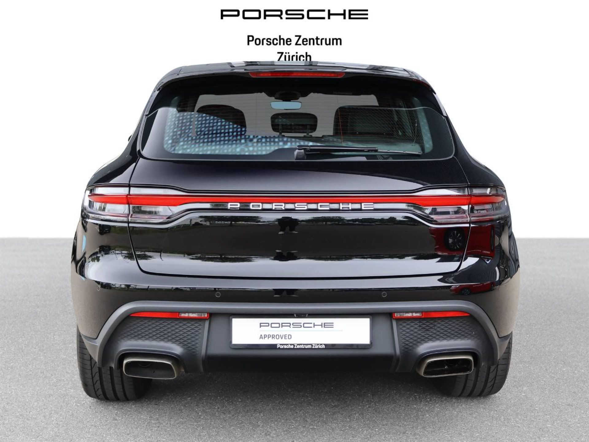 PORSCHE Macan-image-10