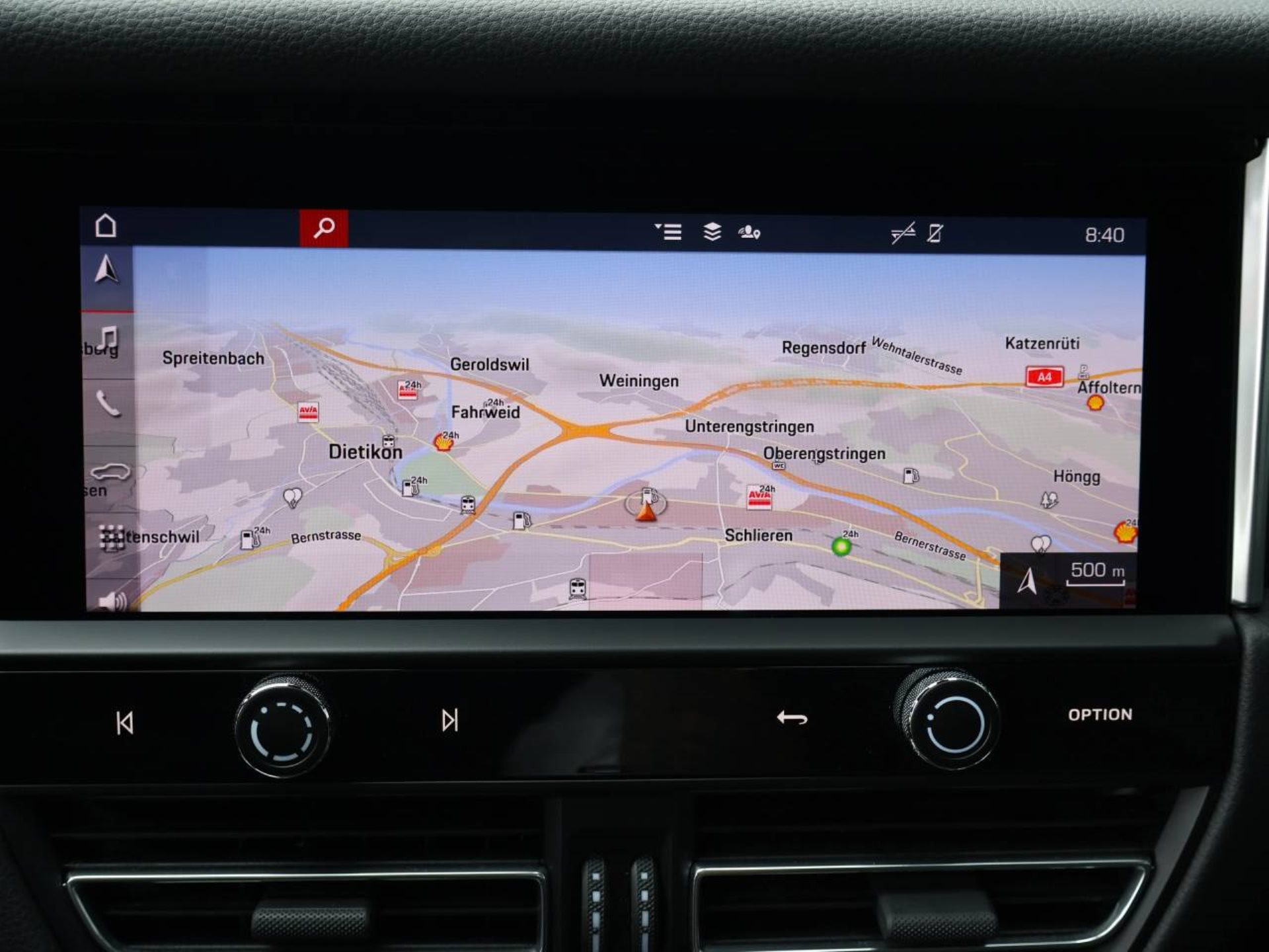PORSCHE Macan-image-21