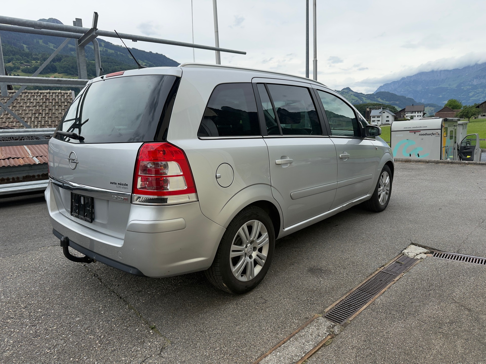 OPEL Zafira 1.9 CDTI Cosmo Automatic-image-4