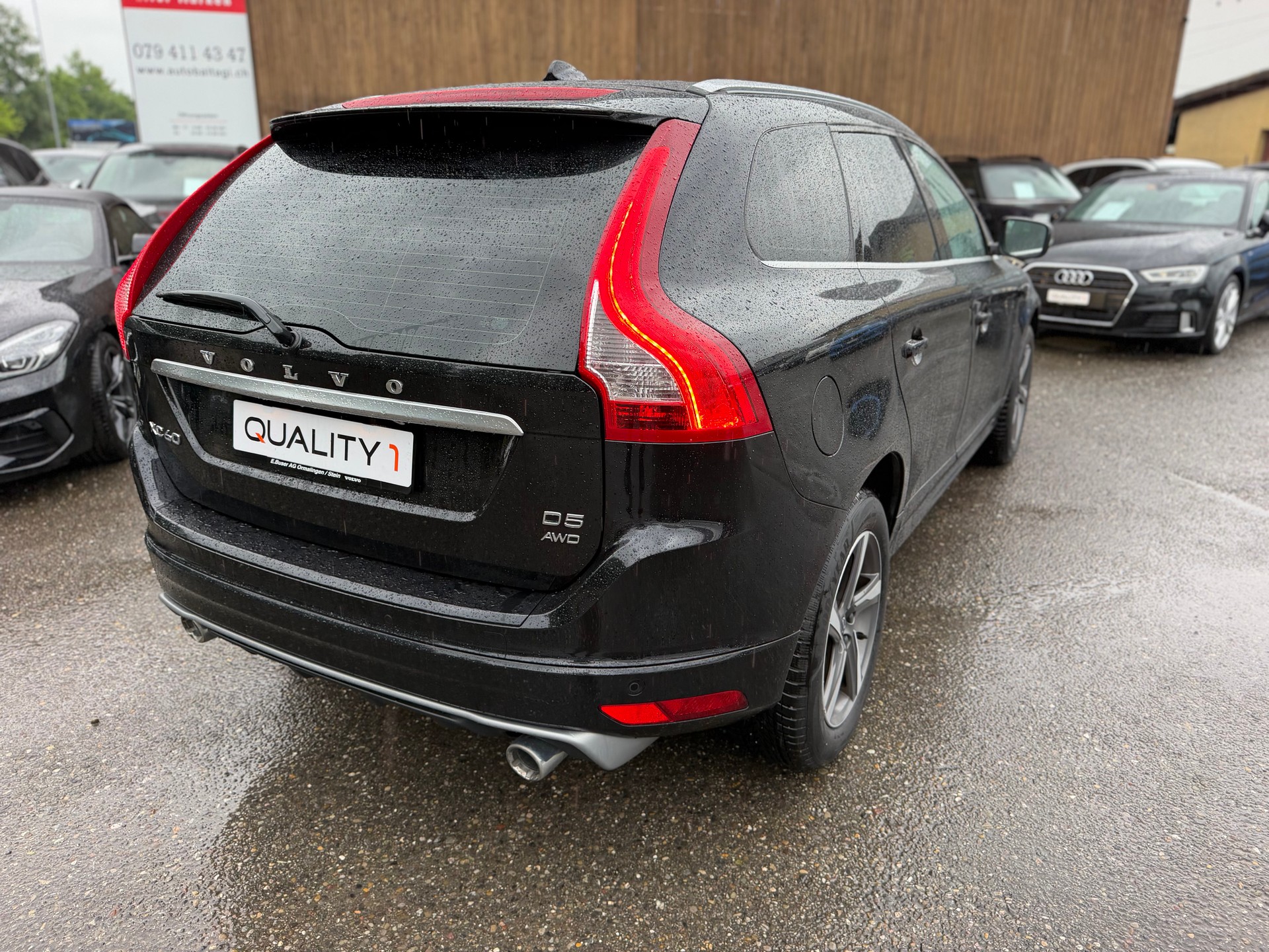 VOLVO XC60 D5 AWD Kinetic R-Design Geartronic-image-20