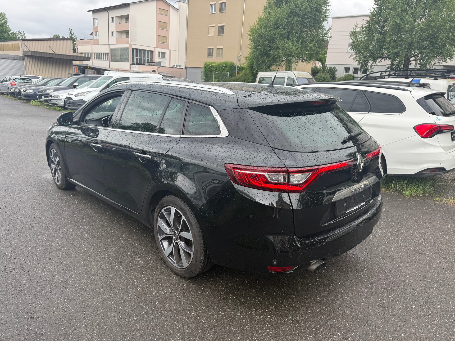 RENAULT Mégane Grandtour 1.2 16V Turbo Zen-image-3