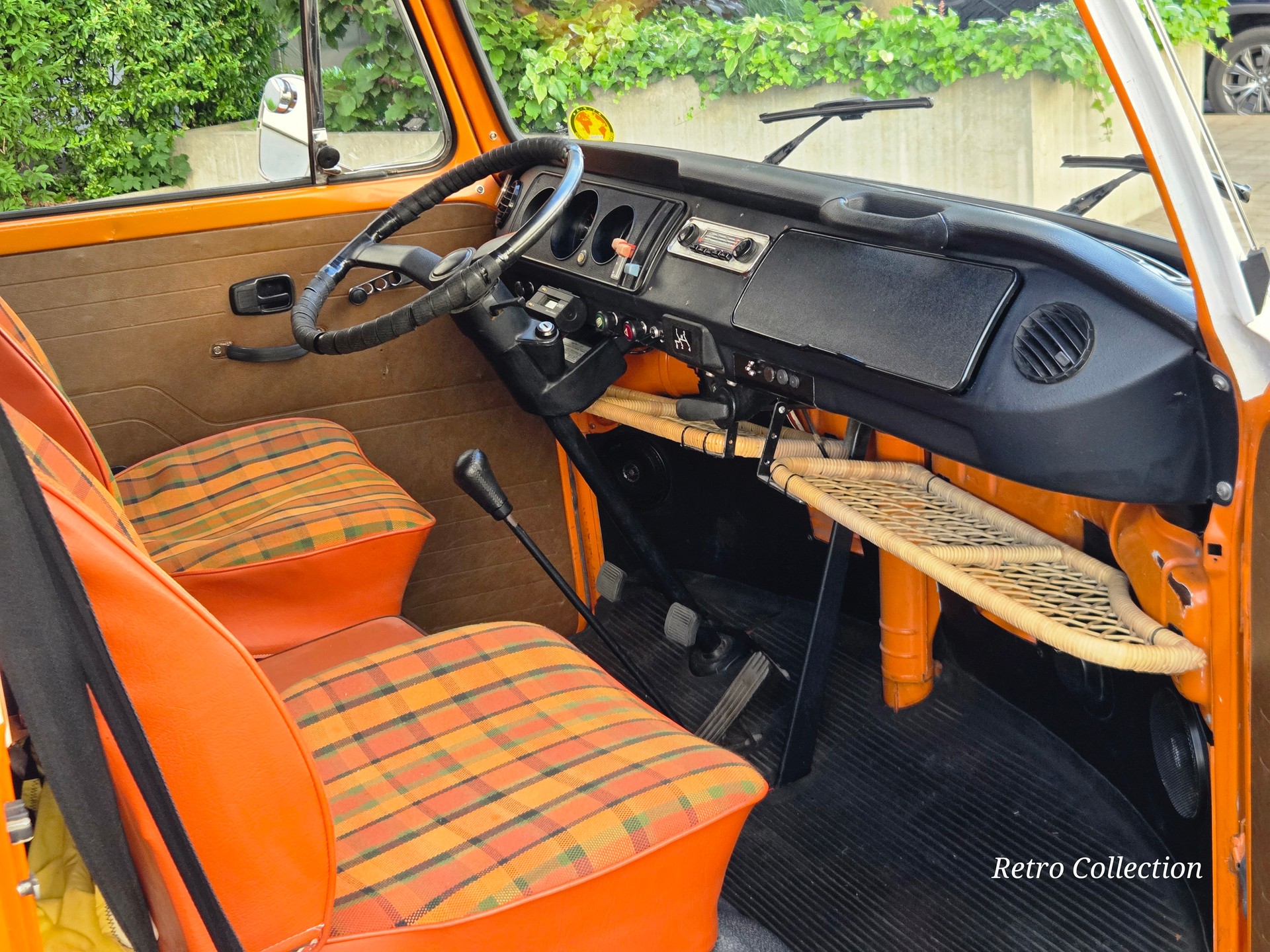 VW T2 Camper - aménagé camping - entretien suivi - porte vélos - expertisée 05.26.-image-11