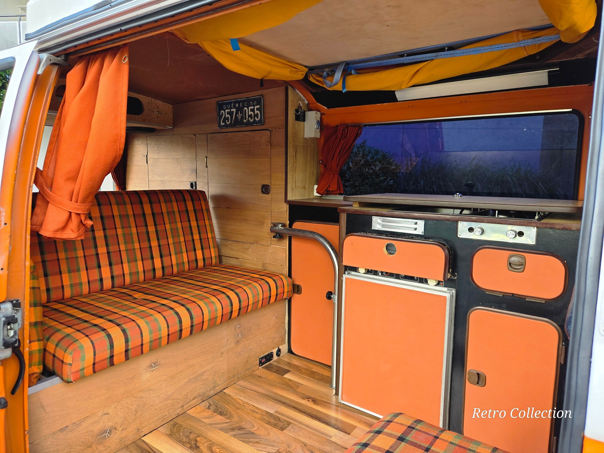 VW T2 Camper - aménagé camping - entretien suivi - porte vélos - expertisée 05.26.-image-13