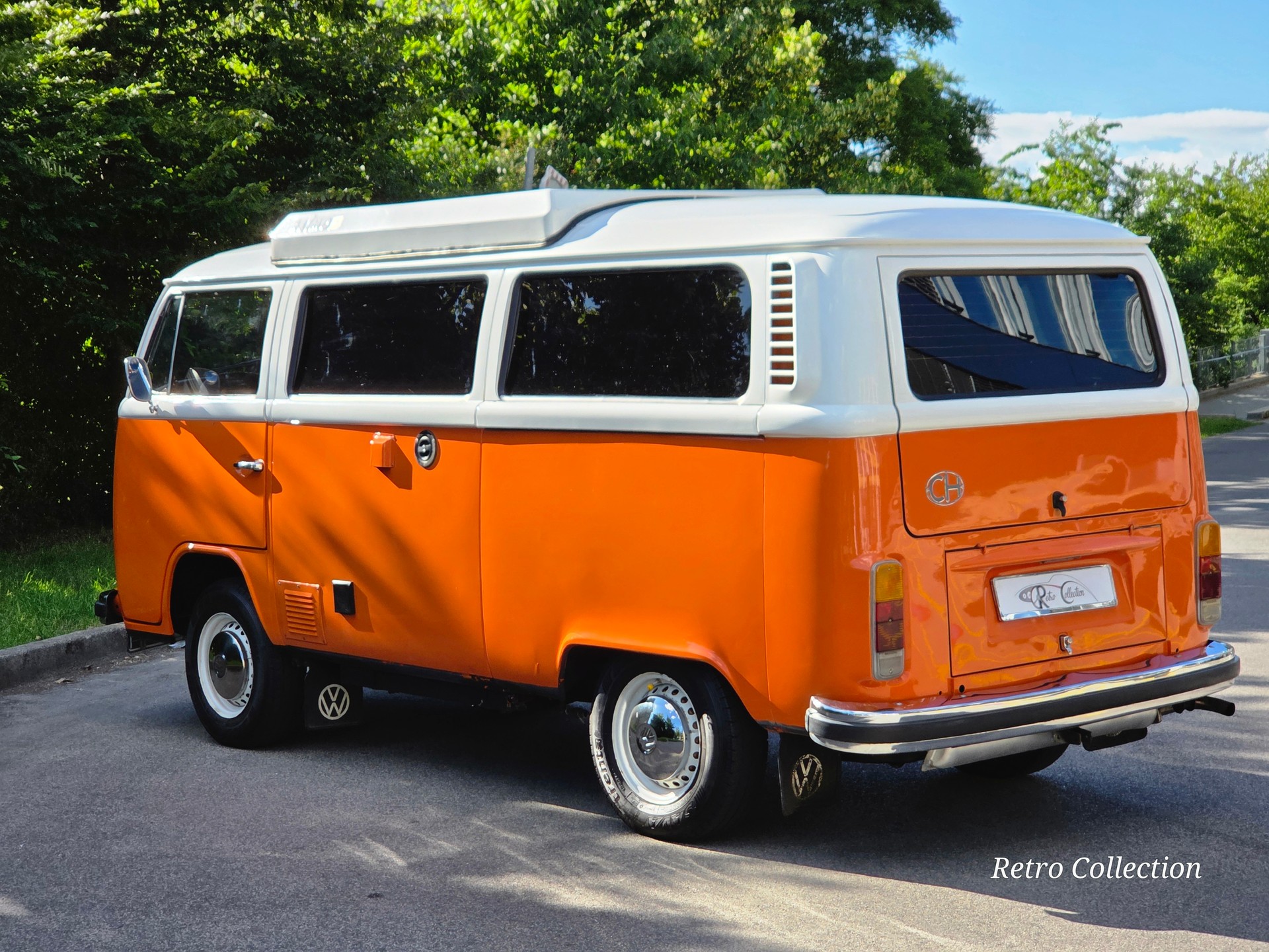 VW T2 Camper - aménagé camping - entretien suivi - porte vélos - expertisée 05.26.-image-8