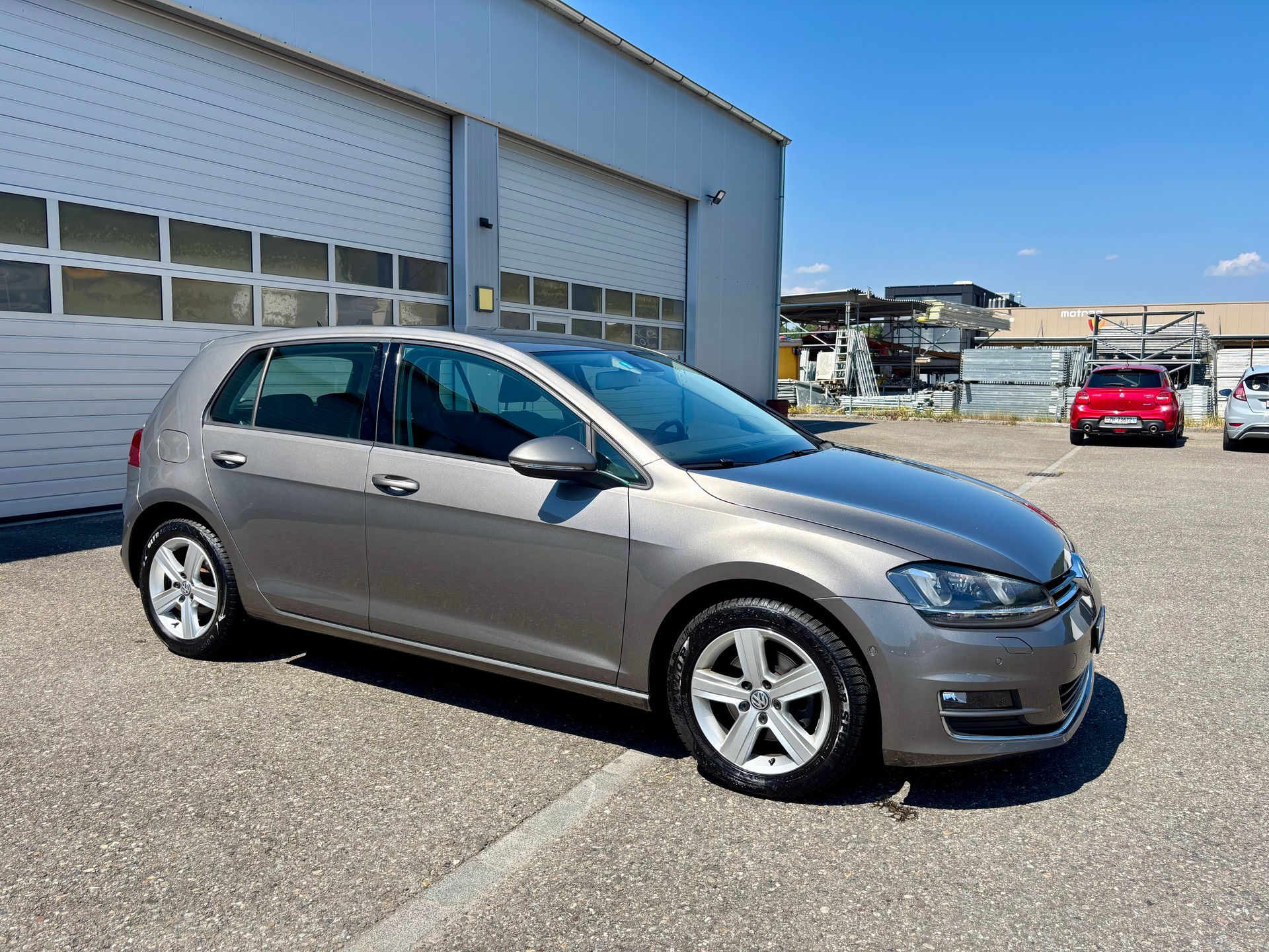VW Golf 1.4 TSI Highline DSG-showroom-element-2
