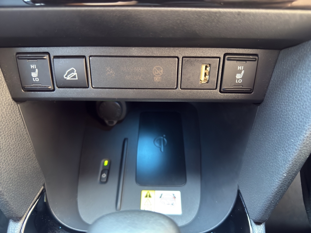 TOYOTA Yaris Cr. 1.5 Pr.Ed AWD A-image-23