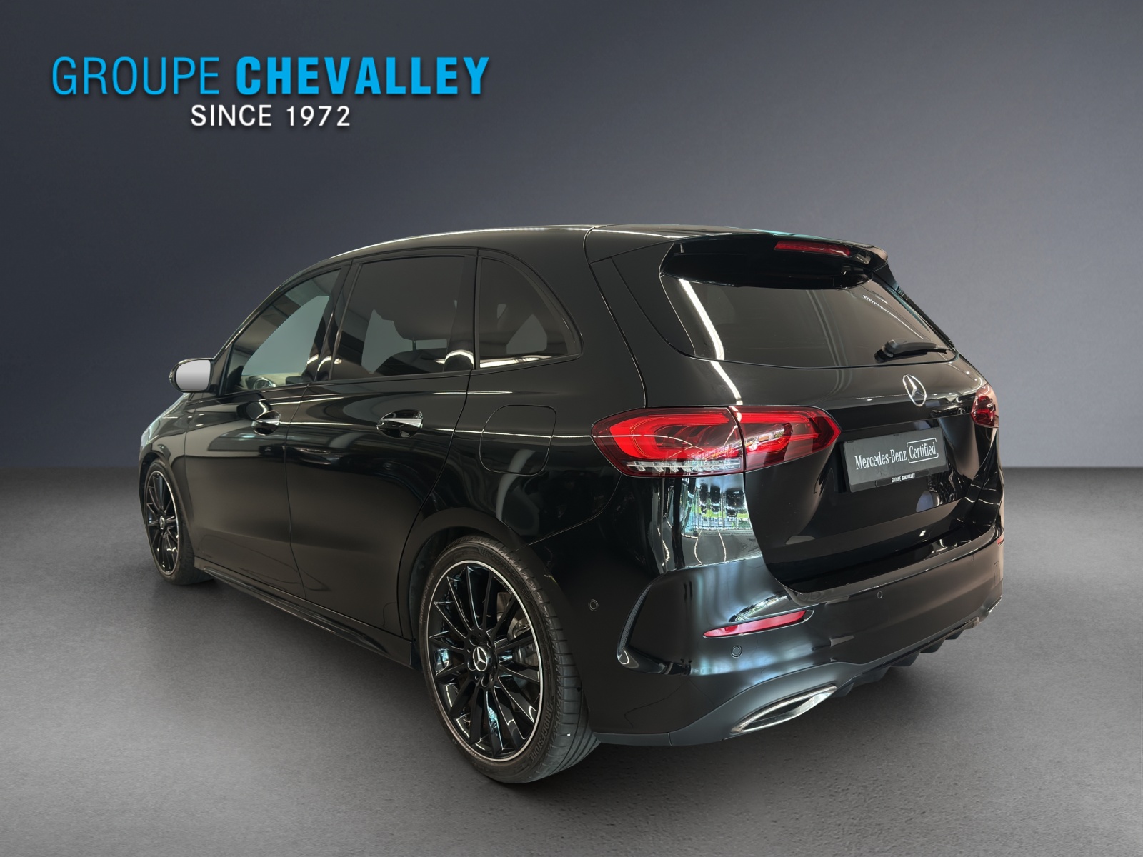 MERCEDES-BENZ B 250 4Matic AMG Line-showroom-element-2