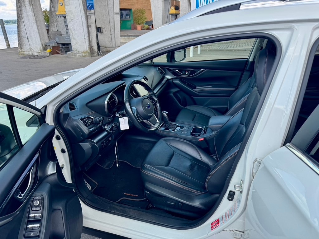 SUBARU XV 2.0i Luxury AWD Lineartronic-image-7