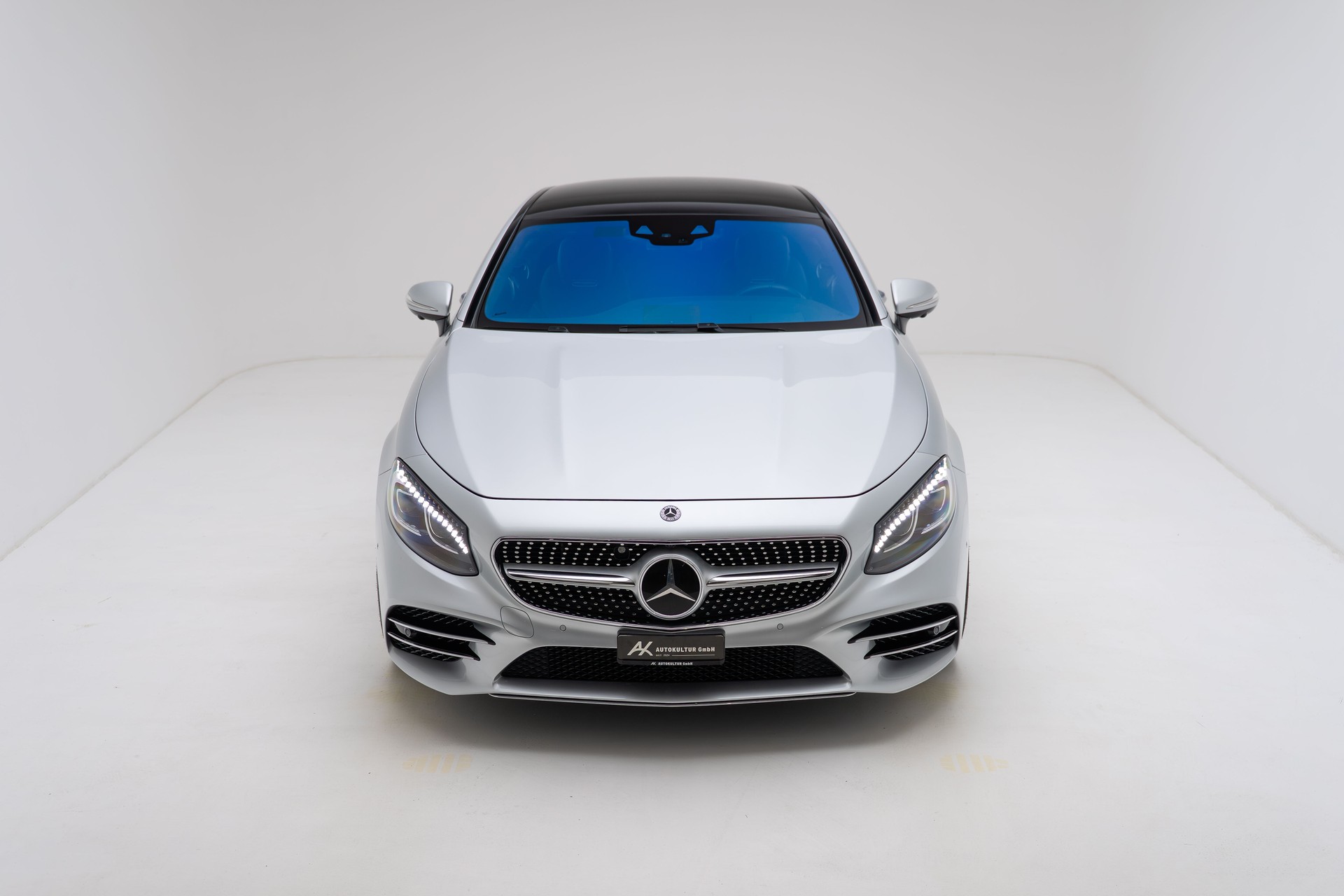 MERCEDES-BENZ S 560 Coupé 4Matic 9G-Tronic-showroom-element-1