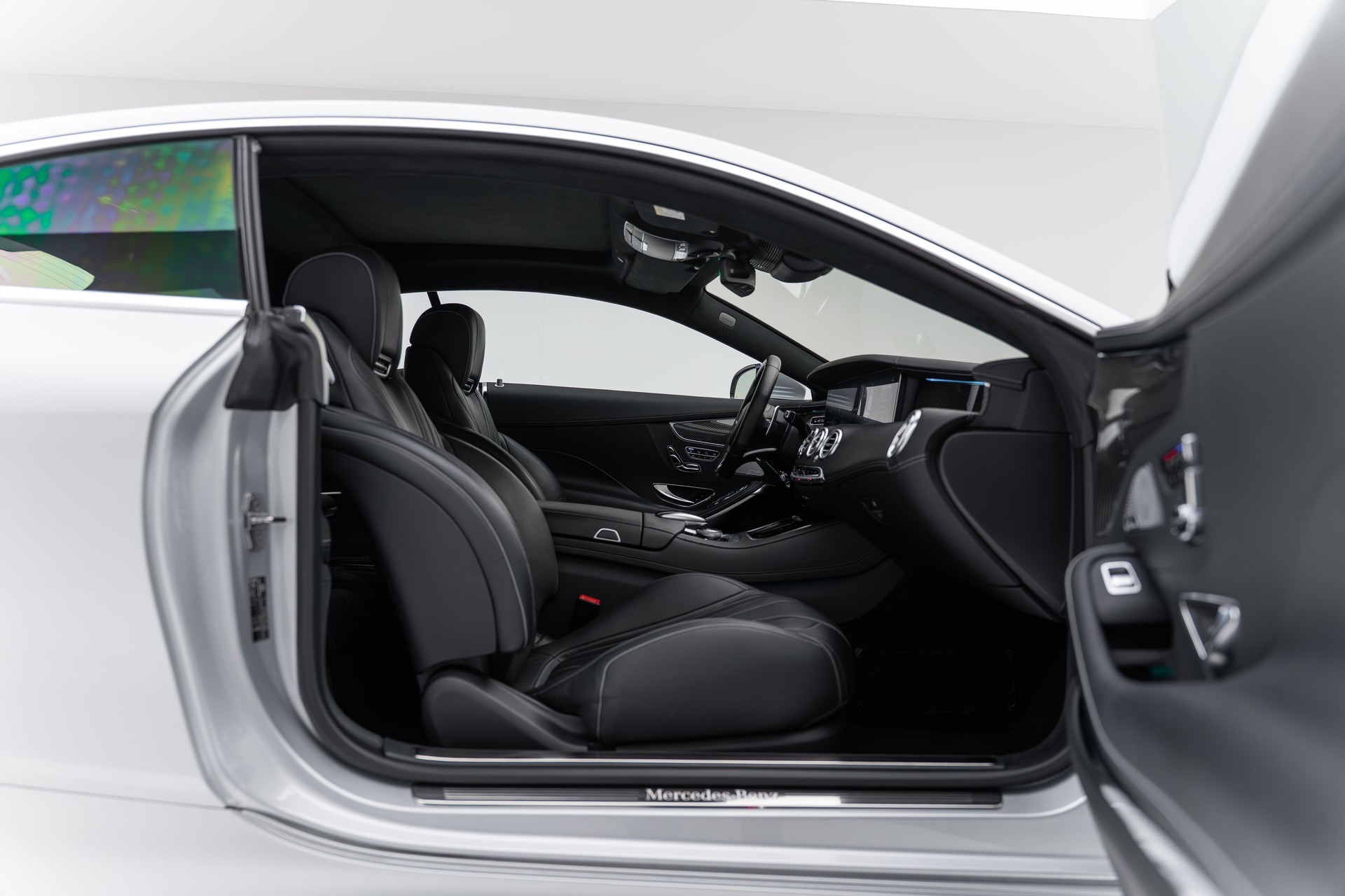 MERCEDES-BENZ S 560 Coupé 4Matic 9G-Tronic-image-26