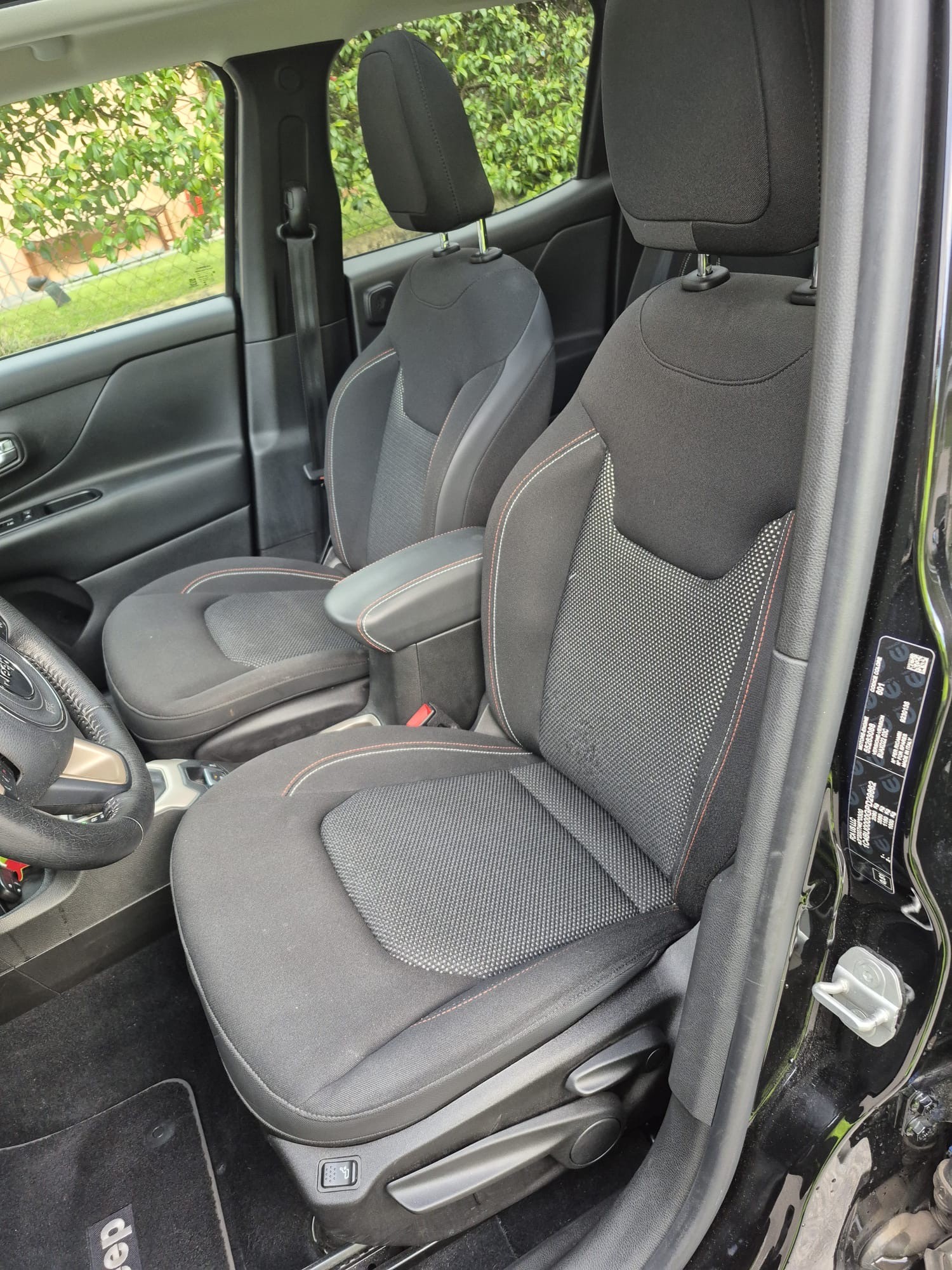 JEEP Renegade 2.0 CRD Limited AWD + Low Range 9ATX-image-15