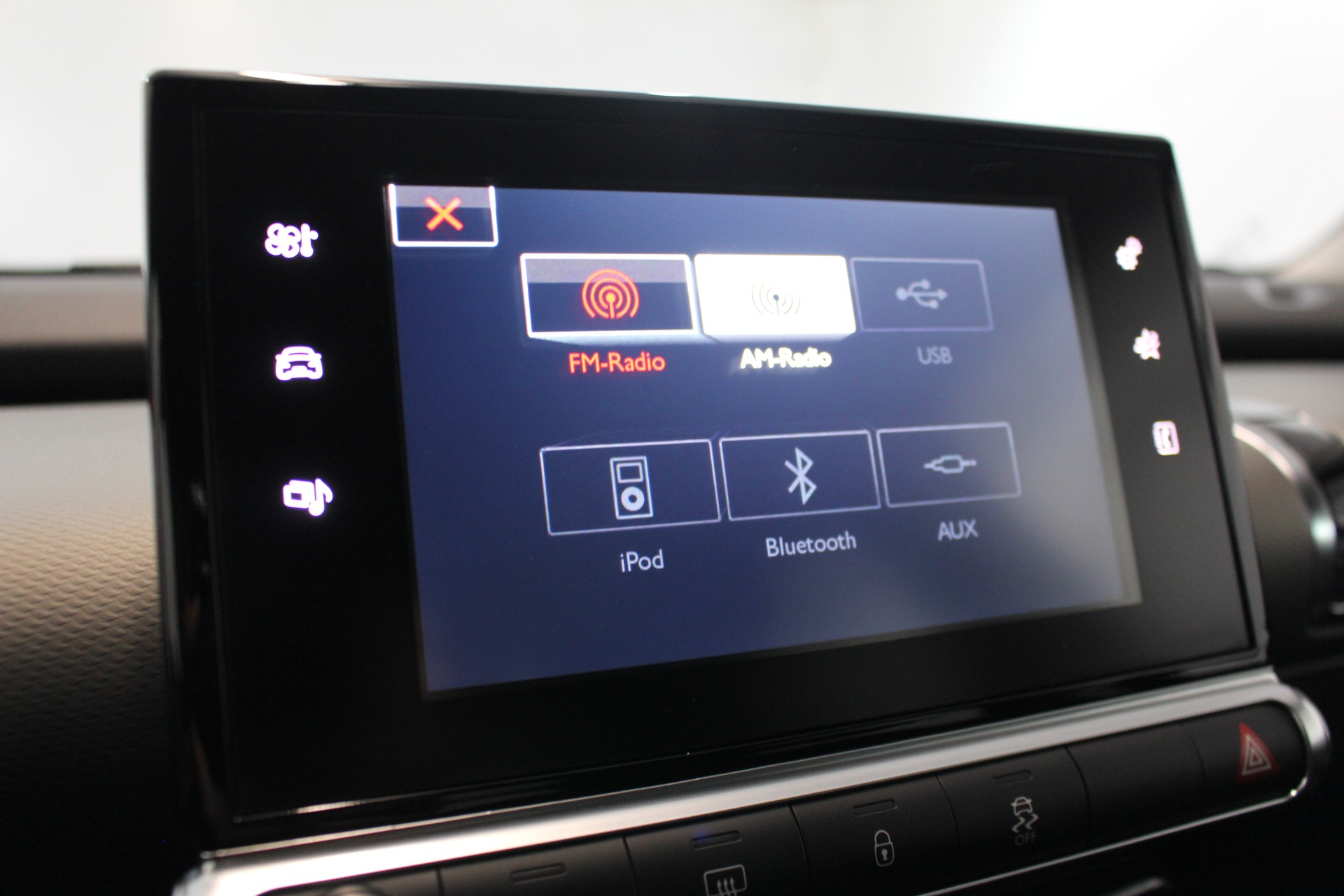 CITROEN C4 Cactus 1.2 PureTech Feel-image-15
