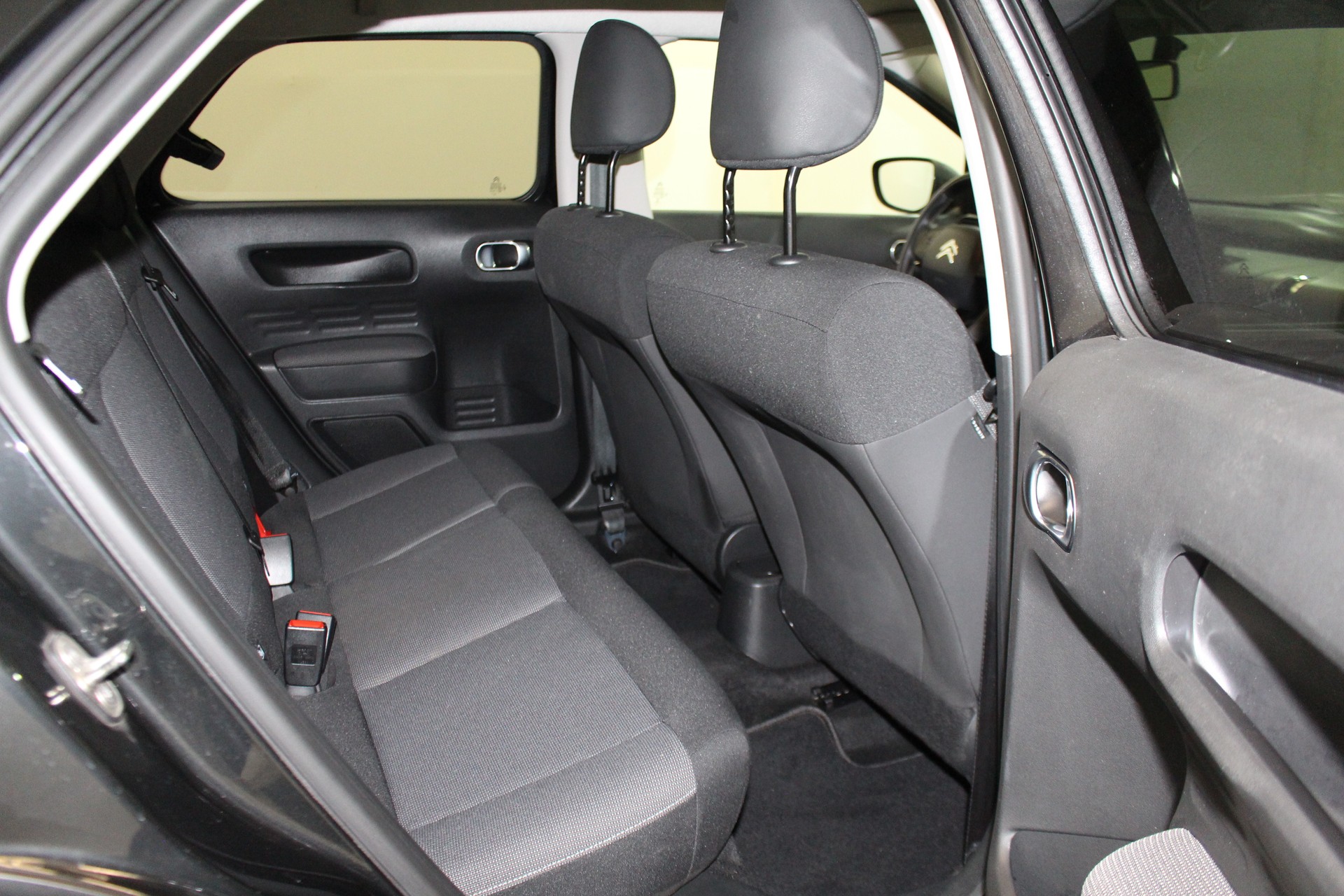 CITROEN C4 Cactus 1.2 PureTech Feel-image-9