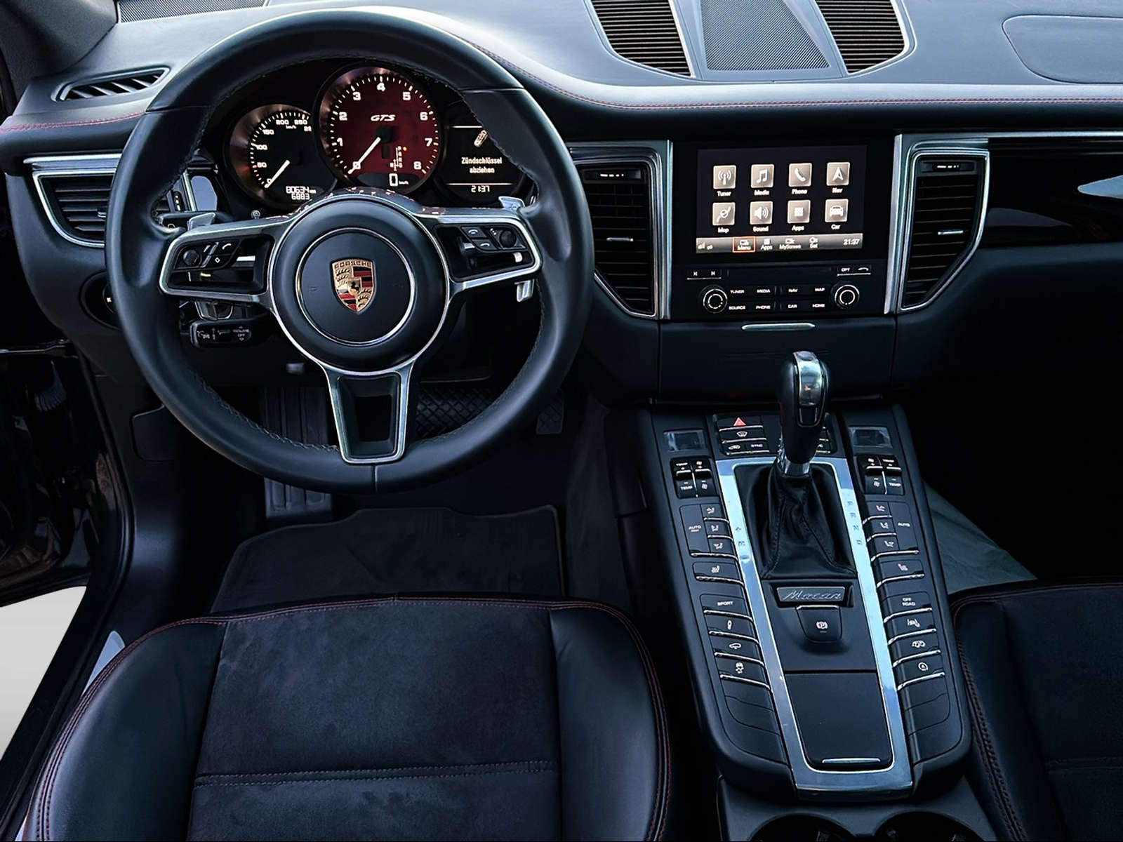 PORSCHE Macan GTS PDK-image-12