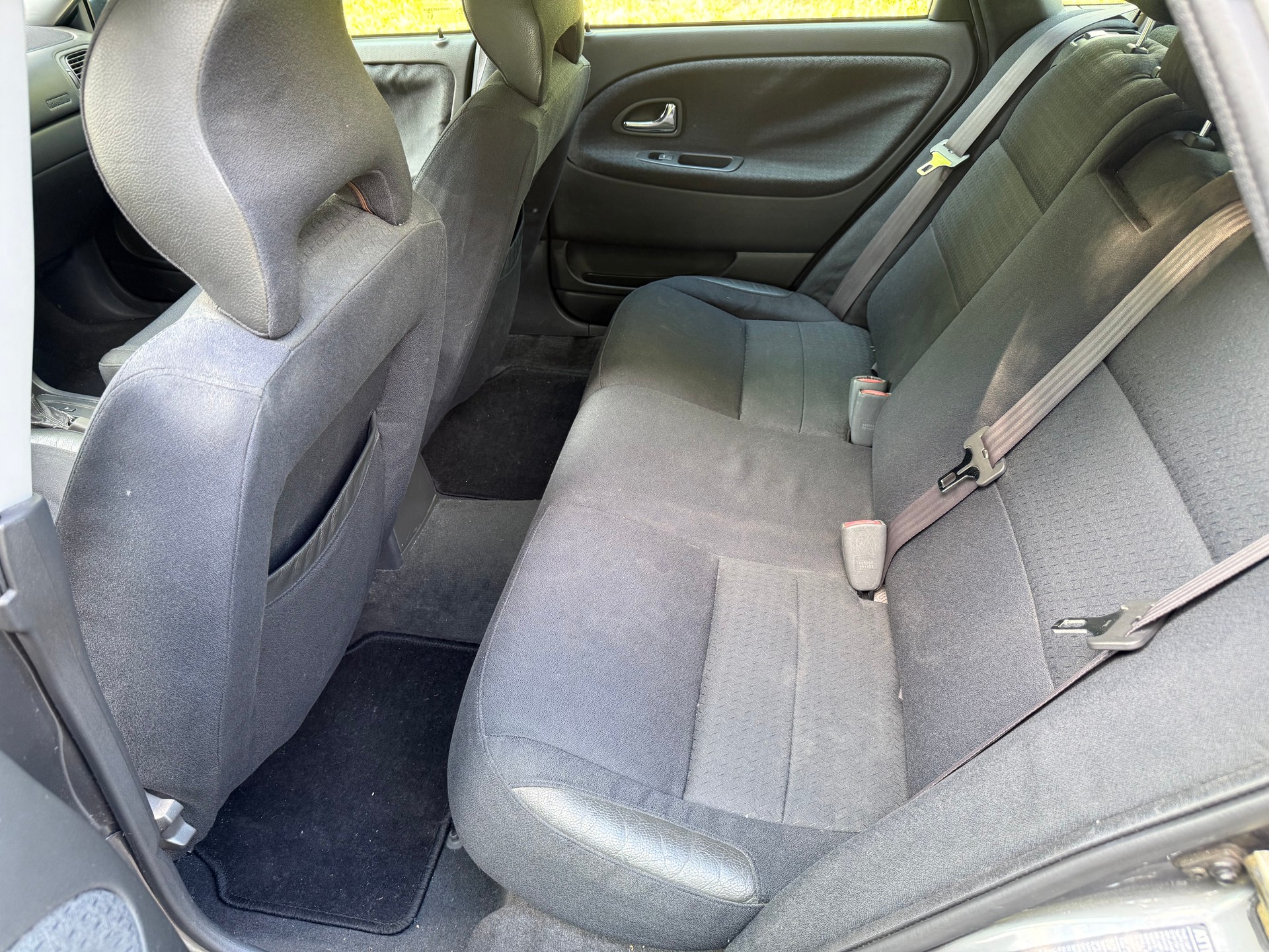 VOLVO V40 2.0 Special/Dynamic Edition-image-10