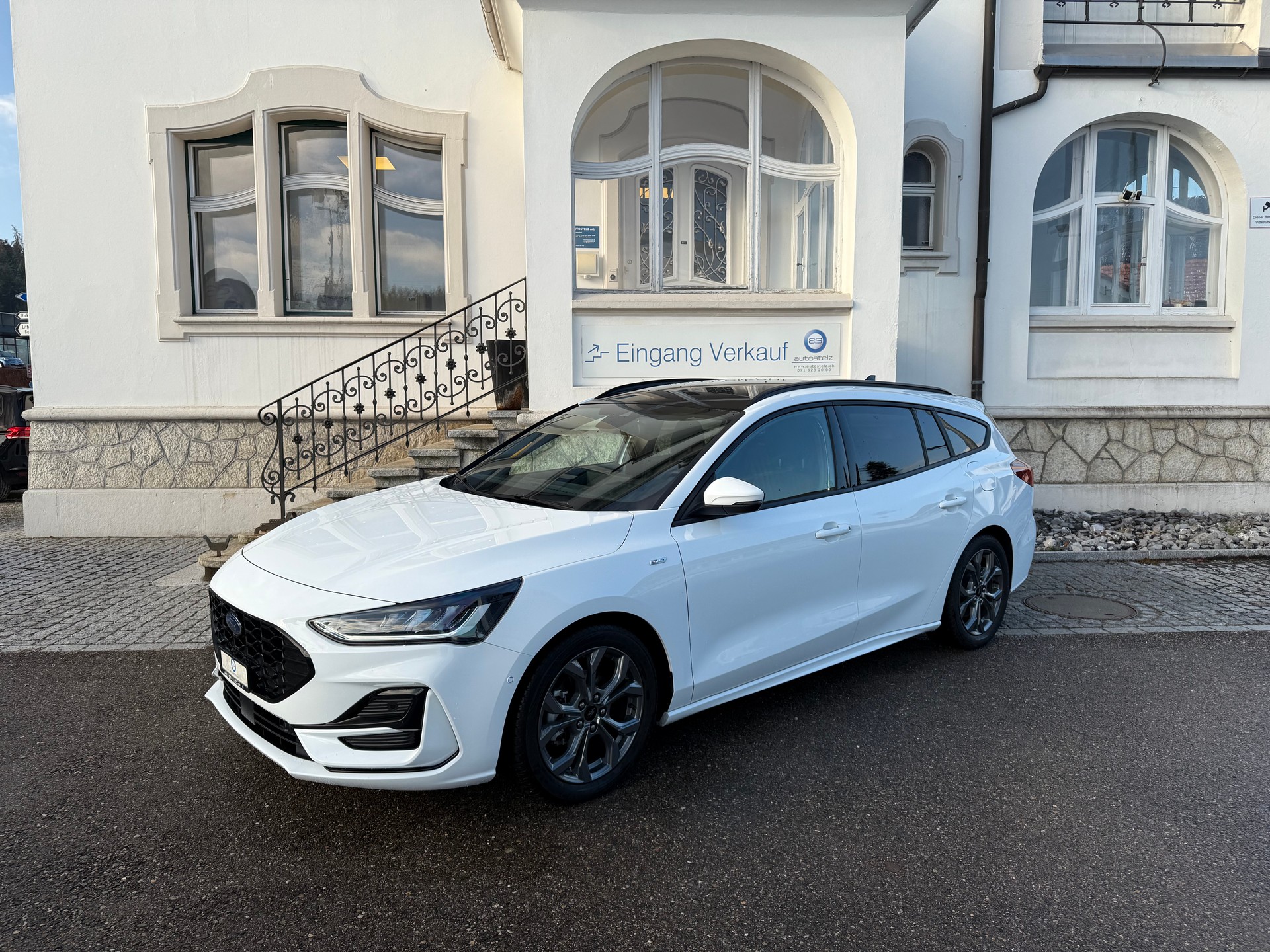 FORD Focus Station Wagon 1.0i EcoB Hybrid 155 ST-Line X