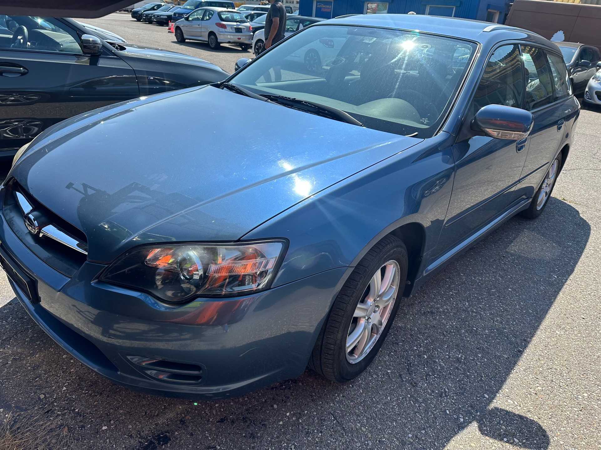 SUBARU Legacy 2.0i AWD Swiss