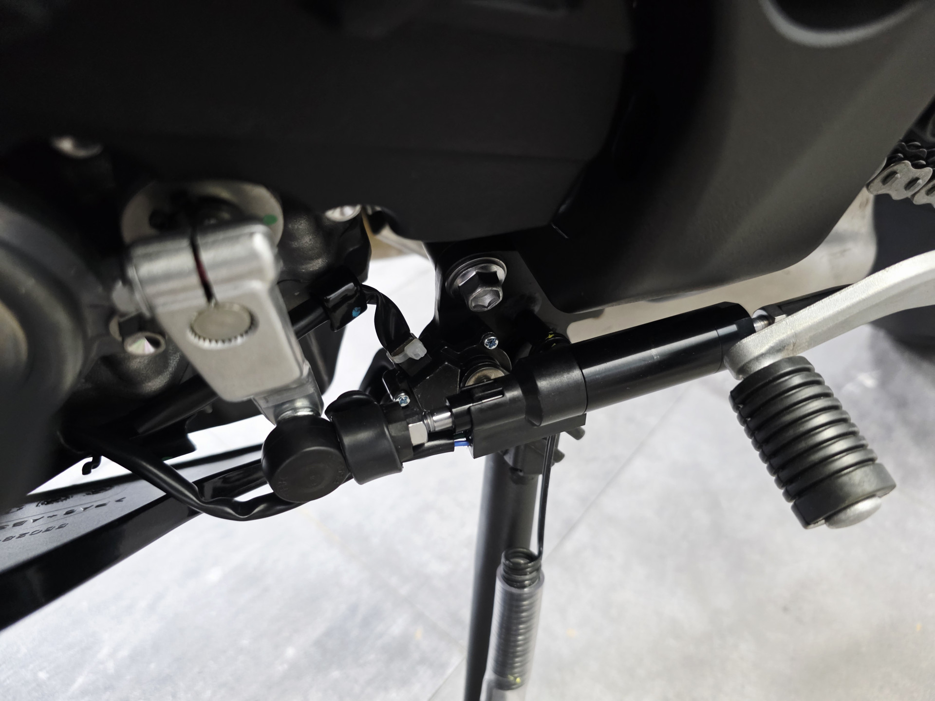 KAWASAKI Ninja ZX-10R-image-8
