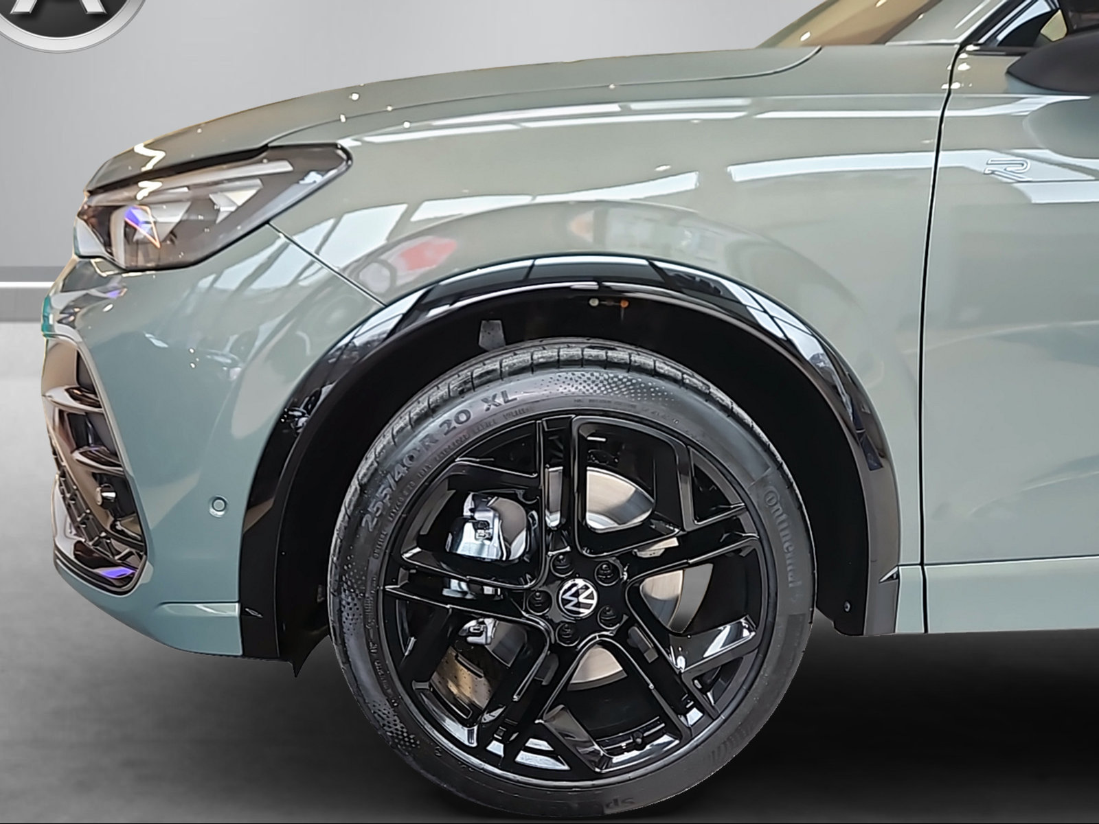 VW Tiguan 2.0 TSI DSG R-Line Plus 4Motion-image-7