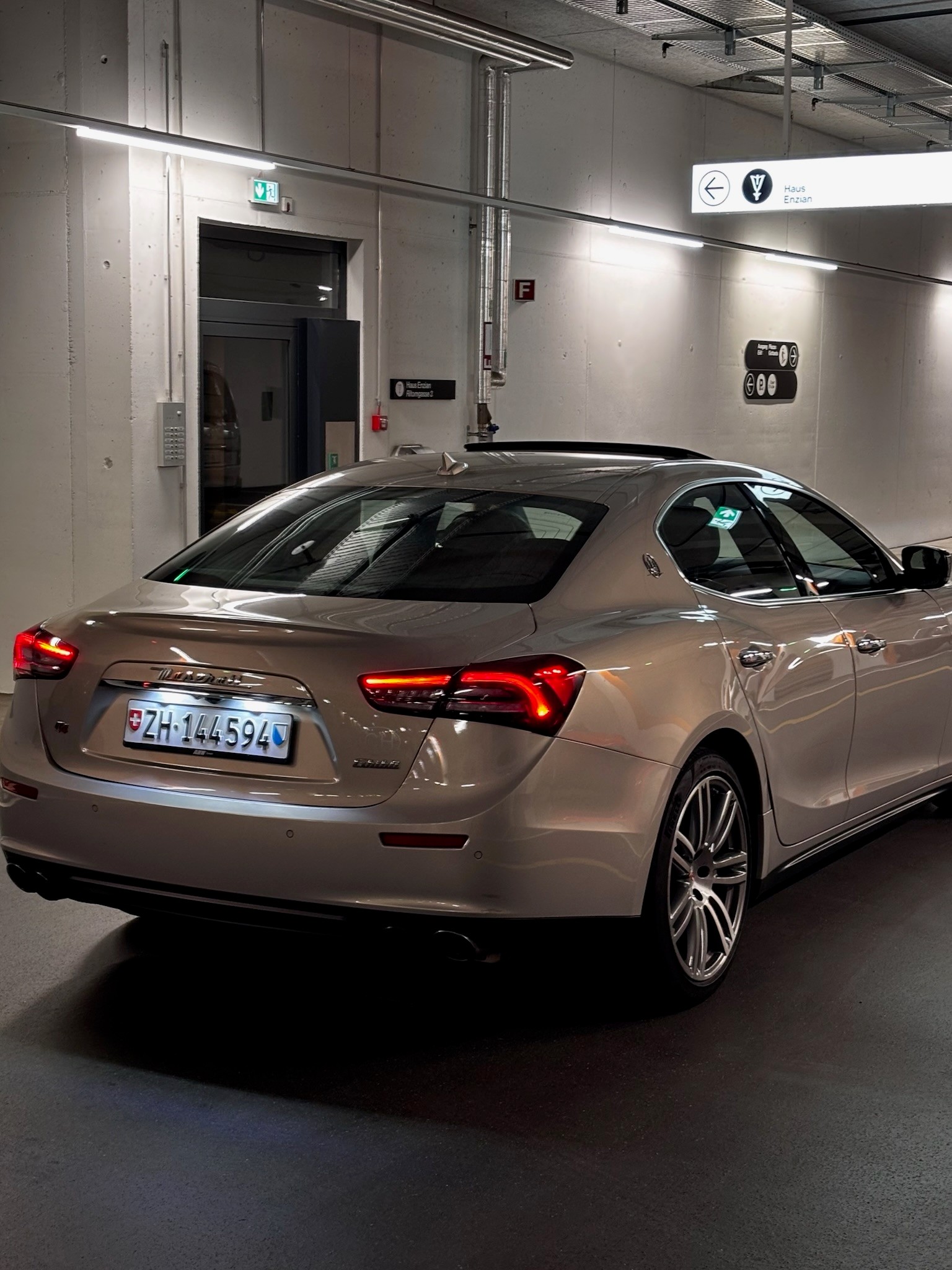 MASERATI 3.0 V6 S Q4-image-17