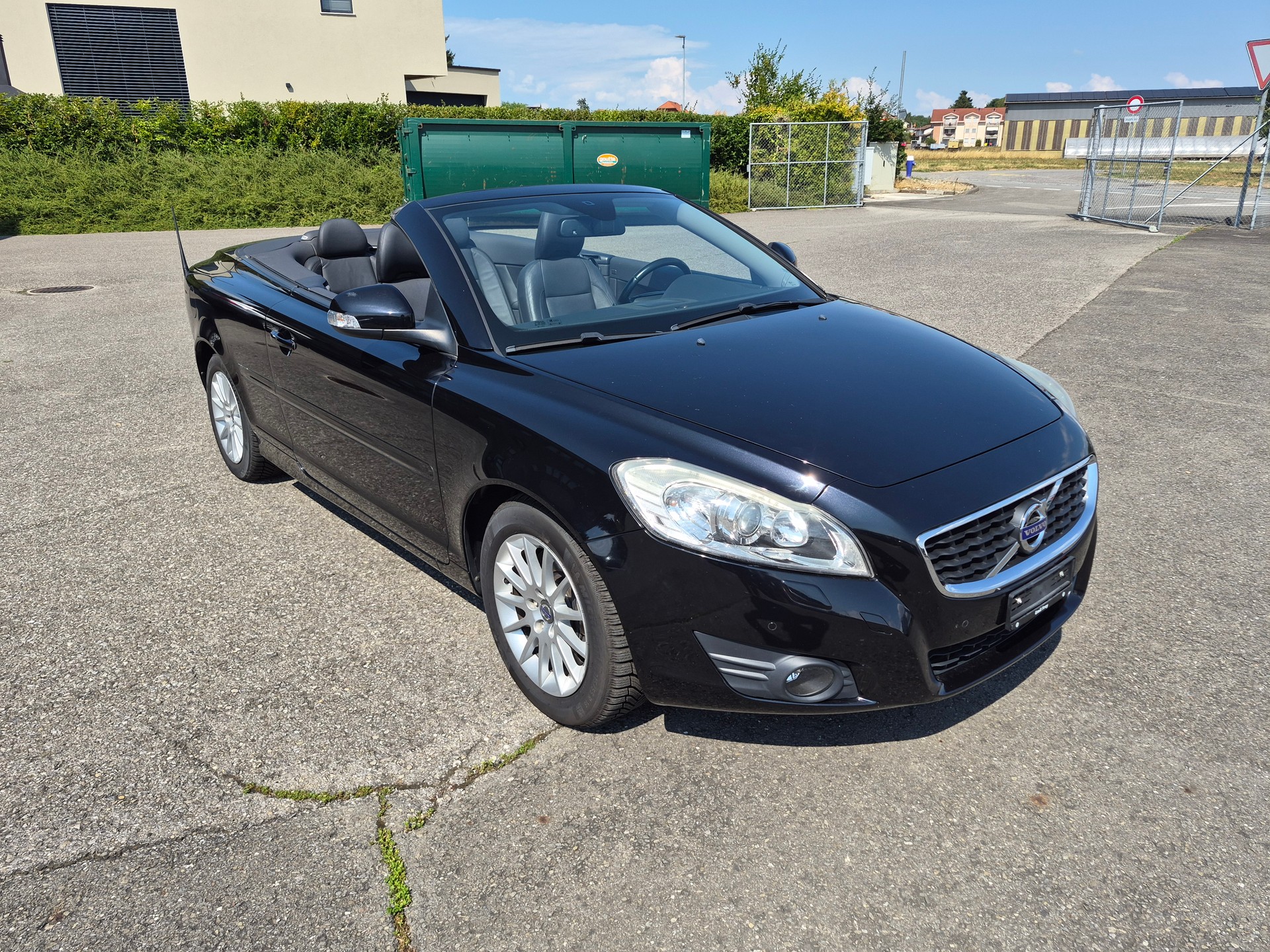 VOLVO C70 D4 Momentum Geartronic-image-5