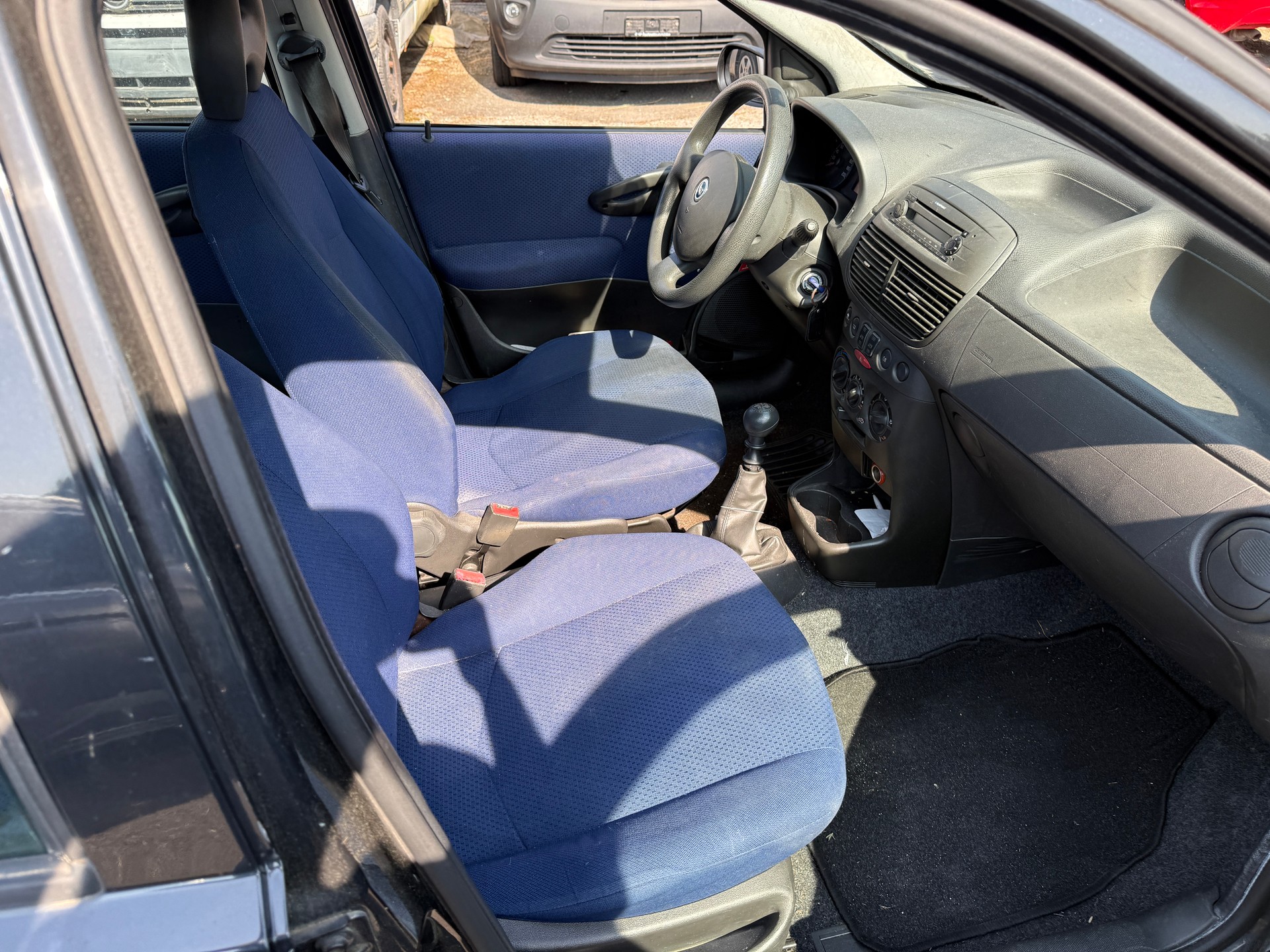 FIAT Punto 1.2 16V Swiss-image-3