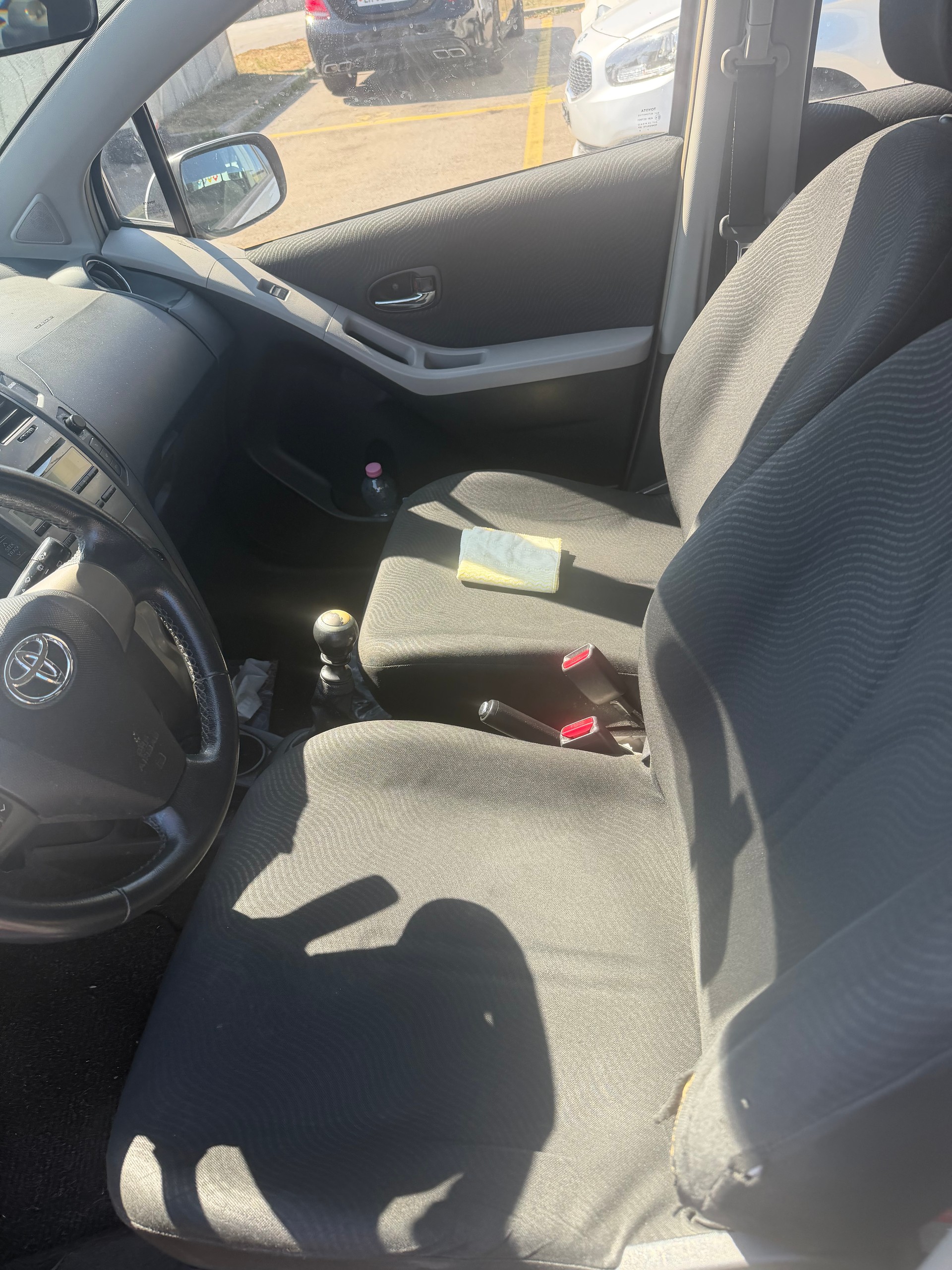 TOYOTA Yaris 1.33 Linea Sol-image-8