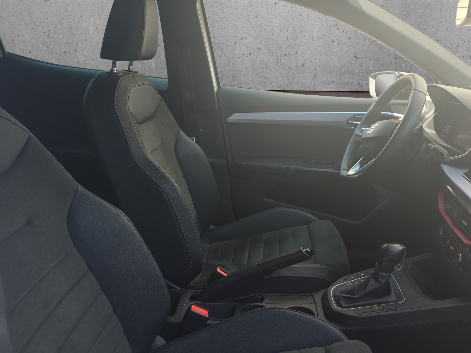 SEAT Ibiza 1.0 EcoTSI Hola FR DSG-image-11
