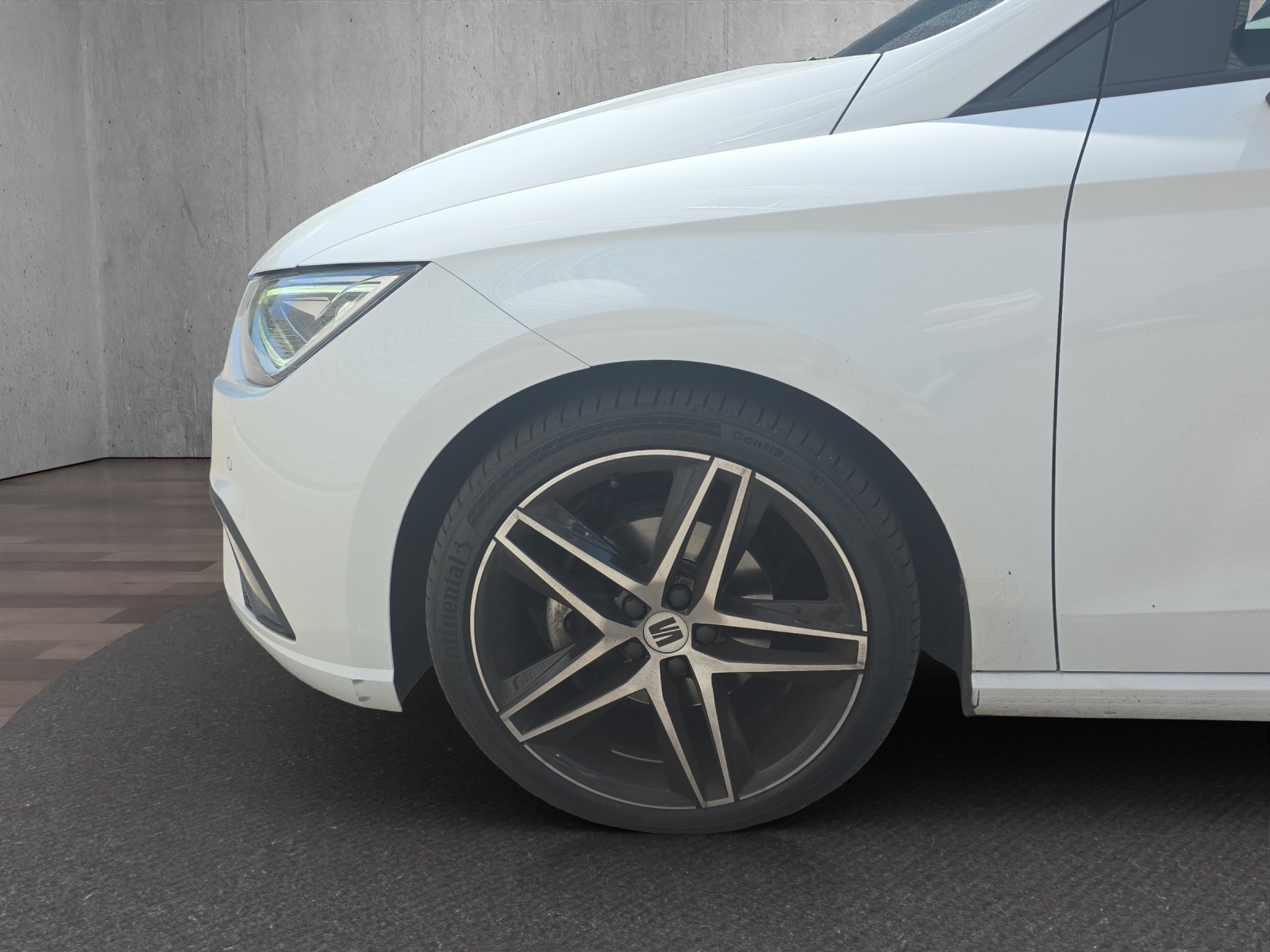 SEAT Ibiza 1.0 EcoTSI Hola FR DSG-image-14