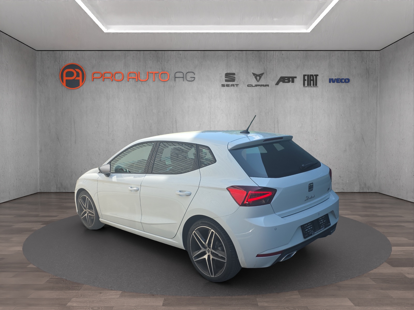 SEAT Ibiza 1.0 EcoTSI Hola FR DSG-showroom-element-2