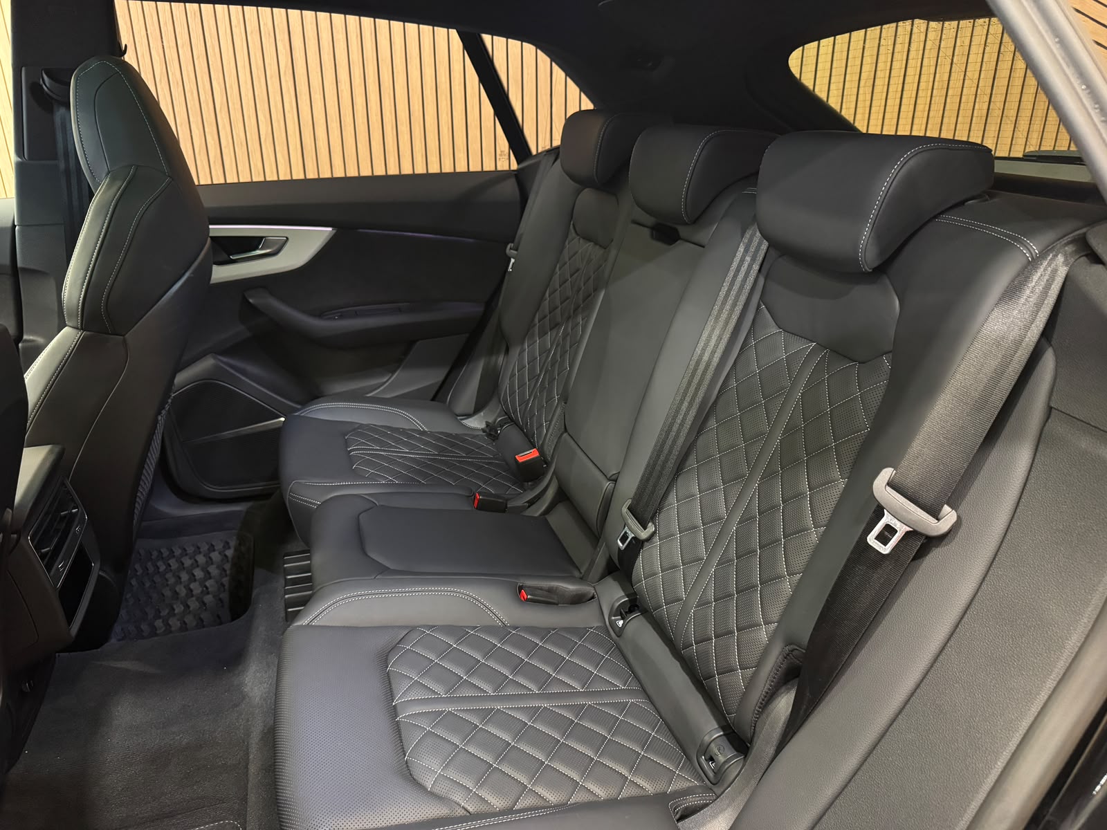AUDI Q8 SUV 50 TDI quattro tiptronic *Top Ausstattung*-image-30