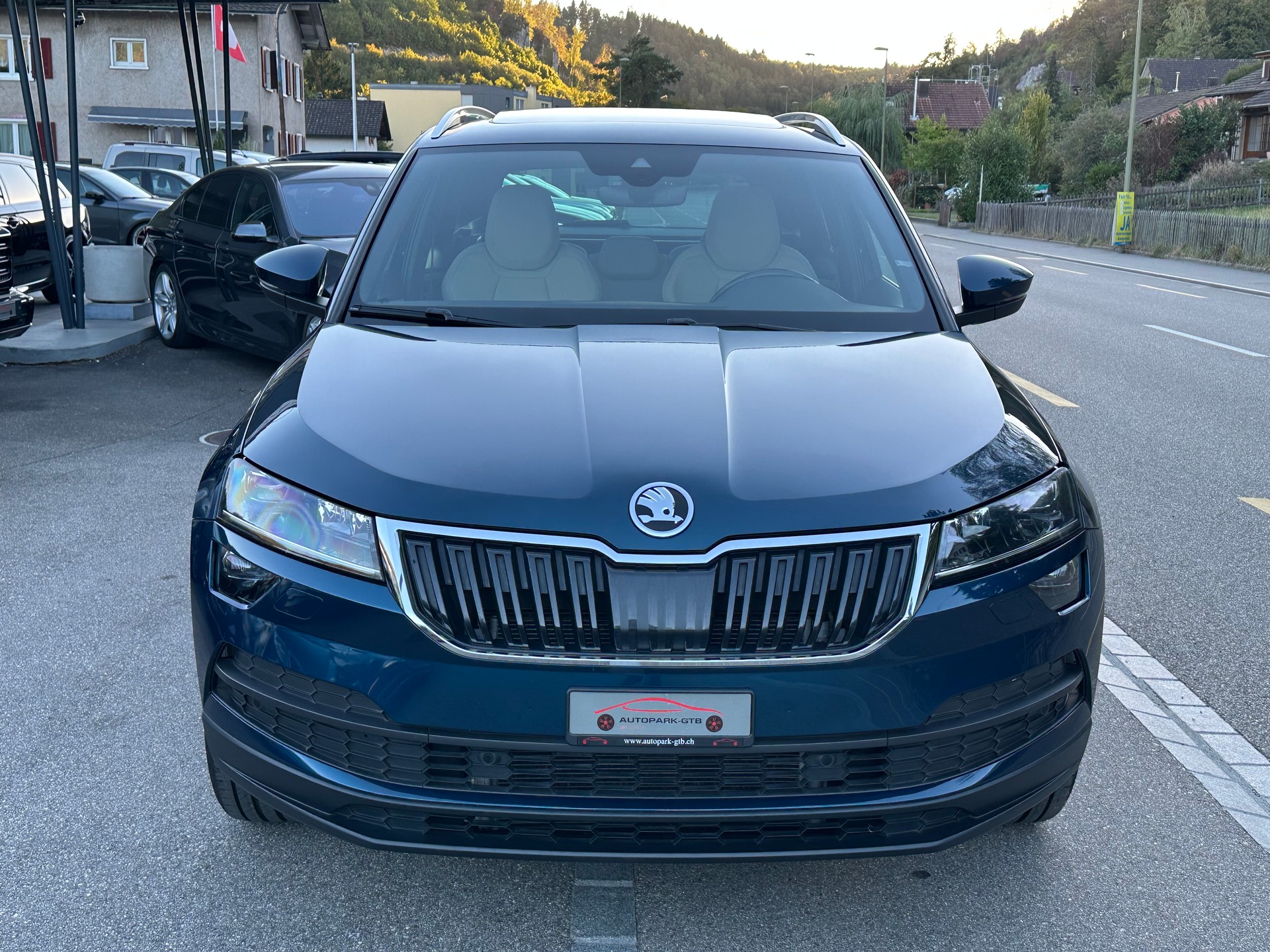 SKODA Karoq 2.0 TDI CR Style 4x4 DSG-showroom-element-2