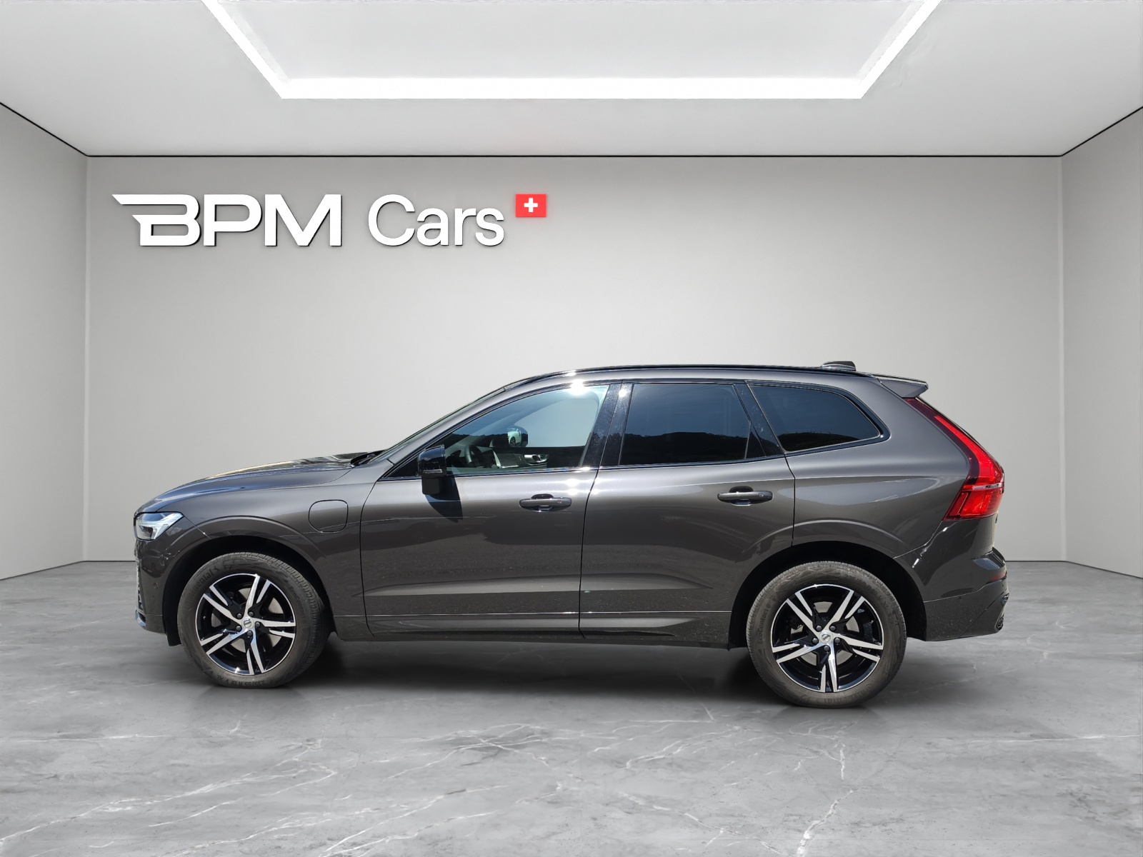 VOLVO XC60 2.0 T6 TE R-Design eAWD-image-13