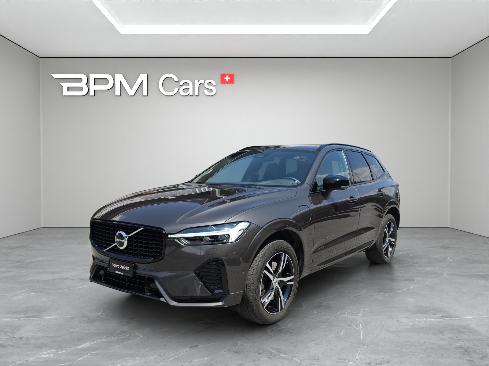 VOLVO XC60 2.0 T6 TE R-Design eAWD