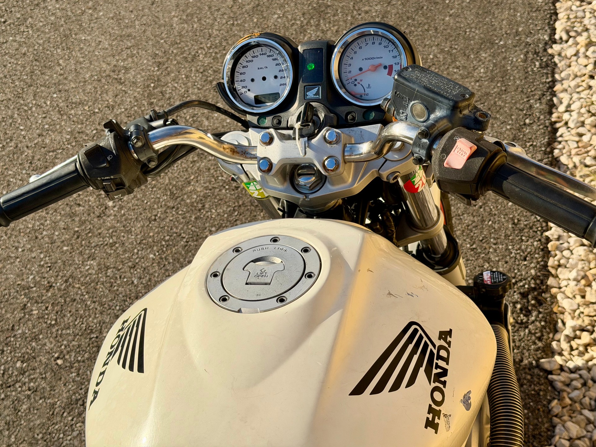 HONDA CB 600 F Hornet (25kW)-image-15