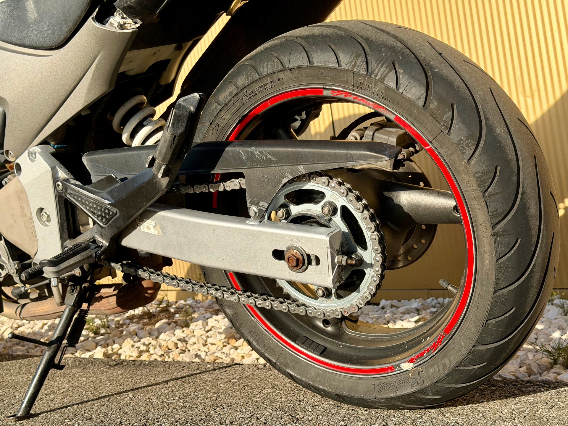 HONDA CB 600 F Hornet (25kW)-image-12