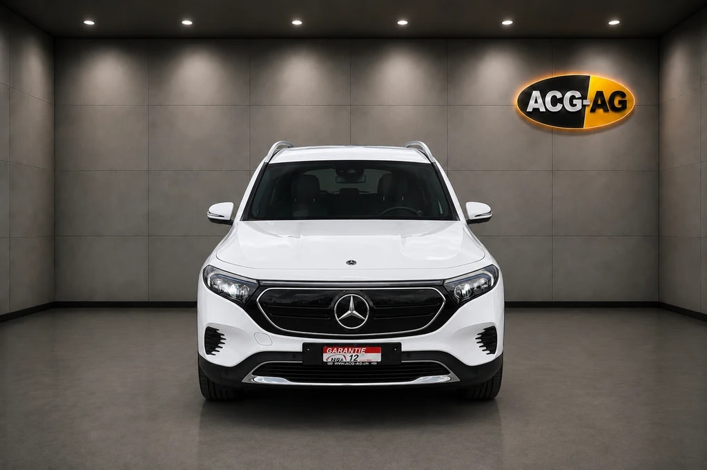 MERCEDES-BENZ EQB 350 4Matic ** NP 65'500.– ** SOH 96,9% ** Gr-Navi ** RF-Kamera ** Sitzheizung ** Ambiente **
