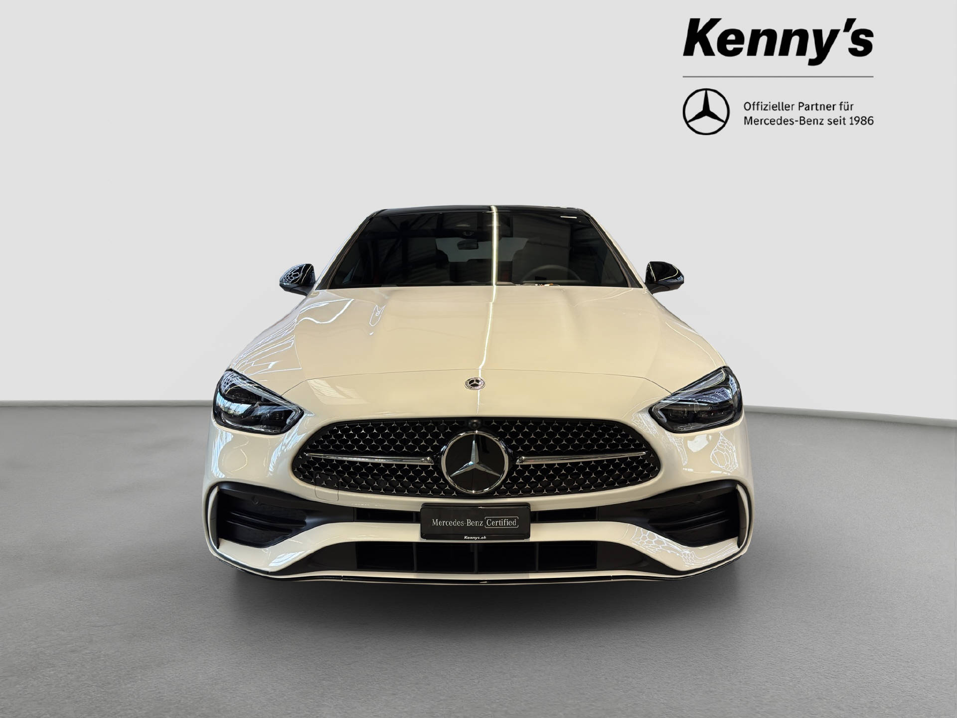 MERCEDES-BENZ C 220 d Swiss Star AMG Line 4MATIC-showroom-element-1